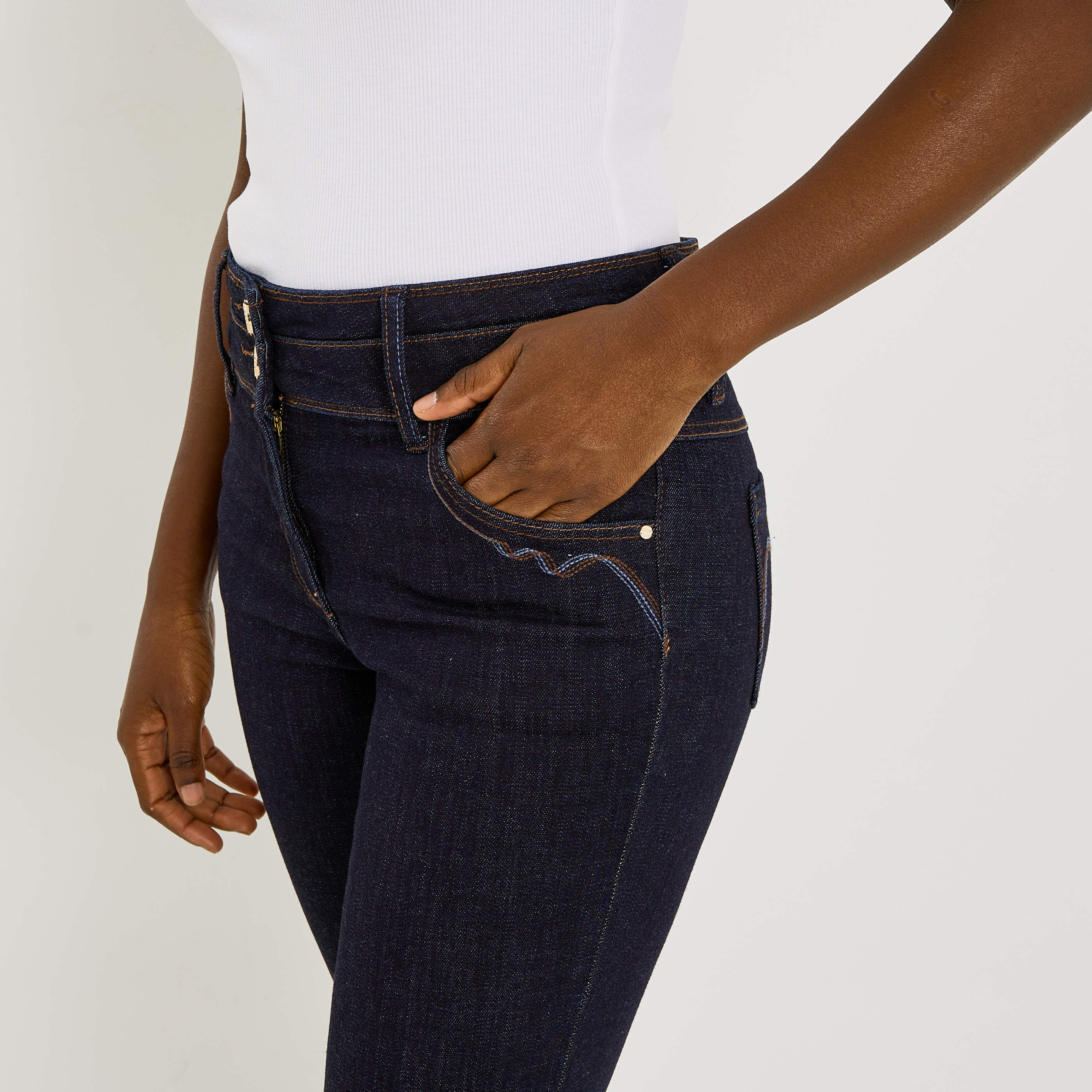 Jean tapered raccourci HANOI R02 femme