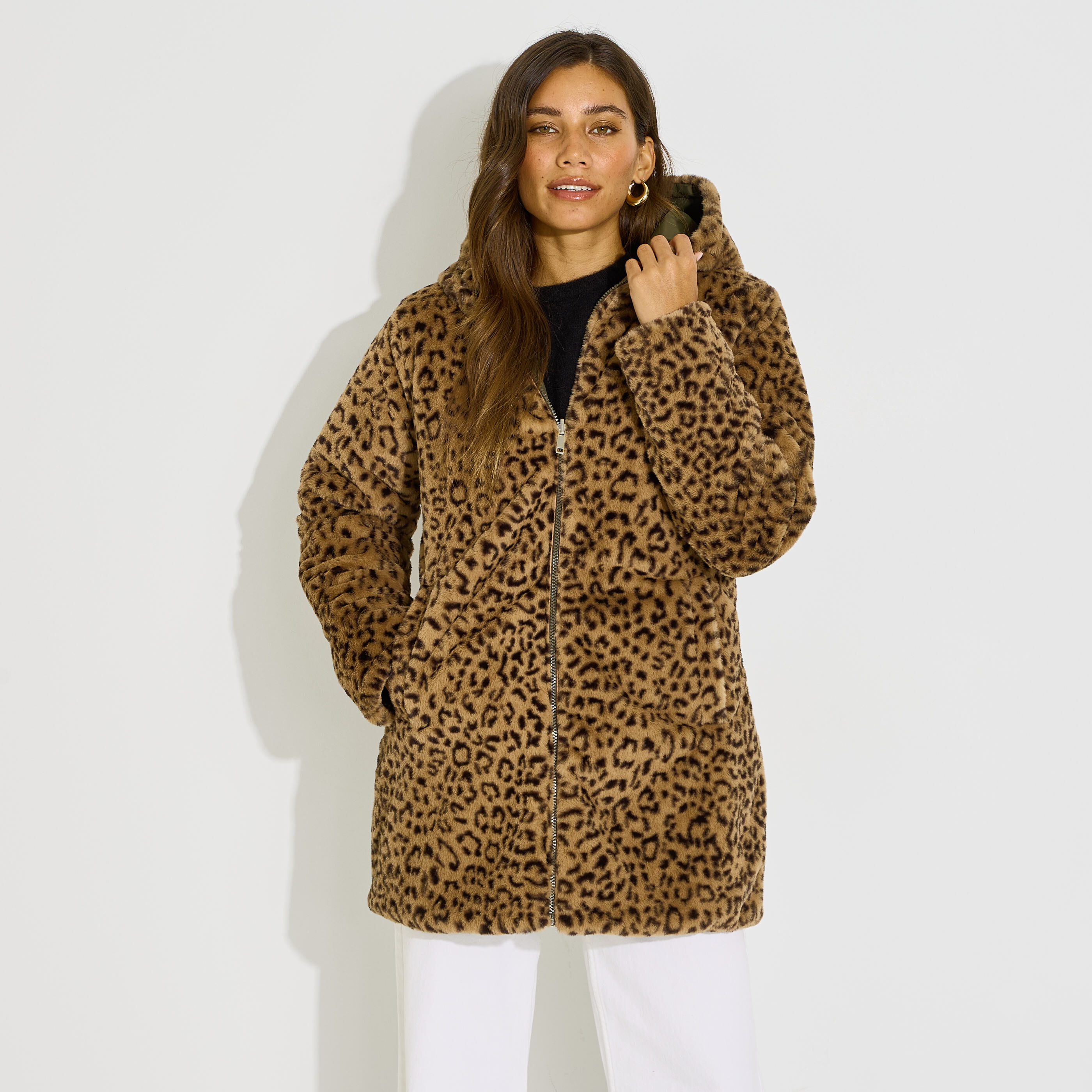 Manteau d'hiver mi-long &agrave; capuche femme