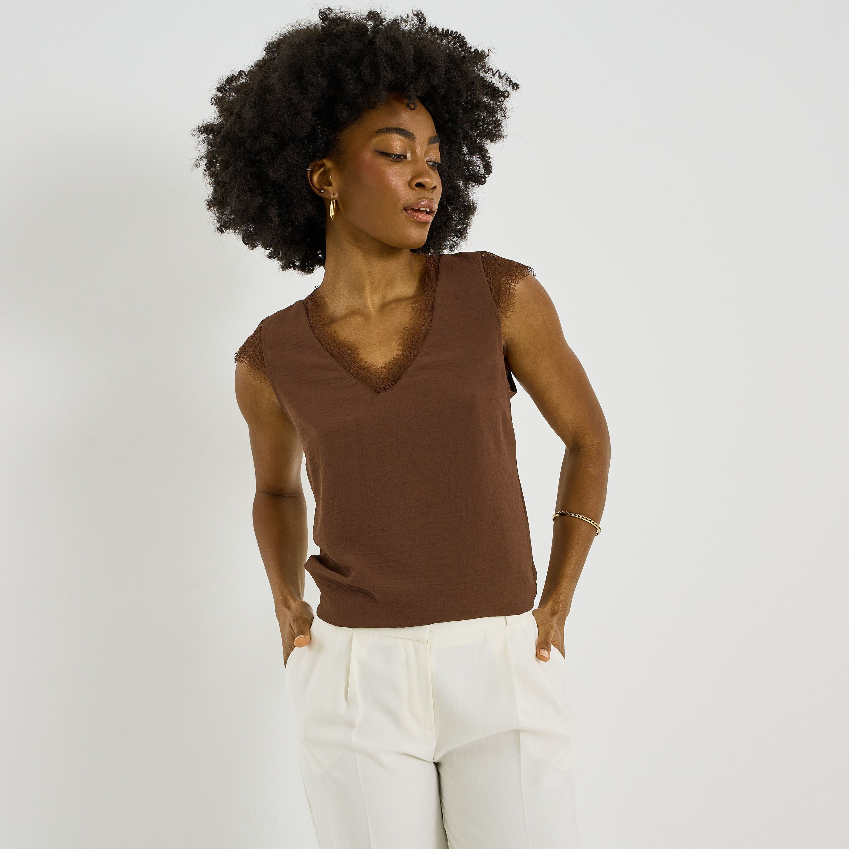 Blouse sans manches col V femme