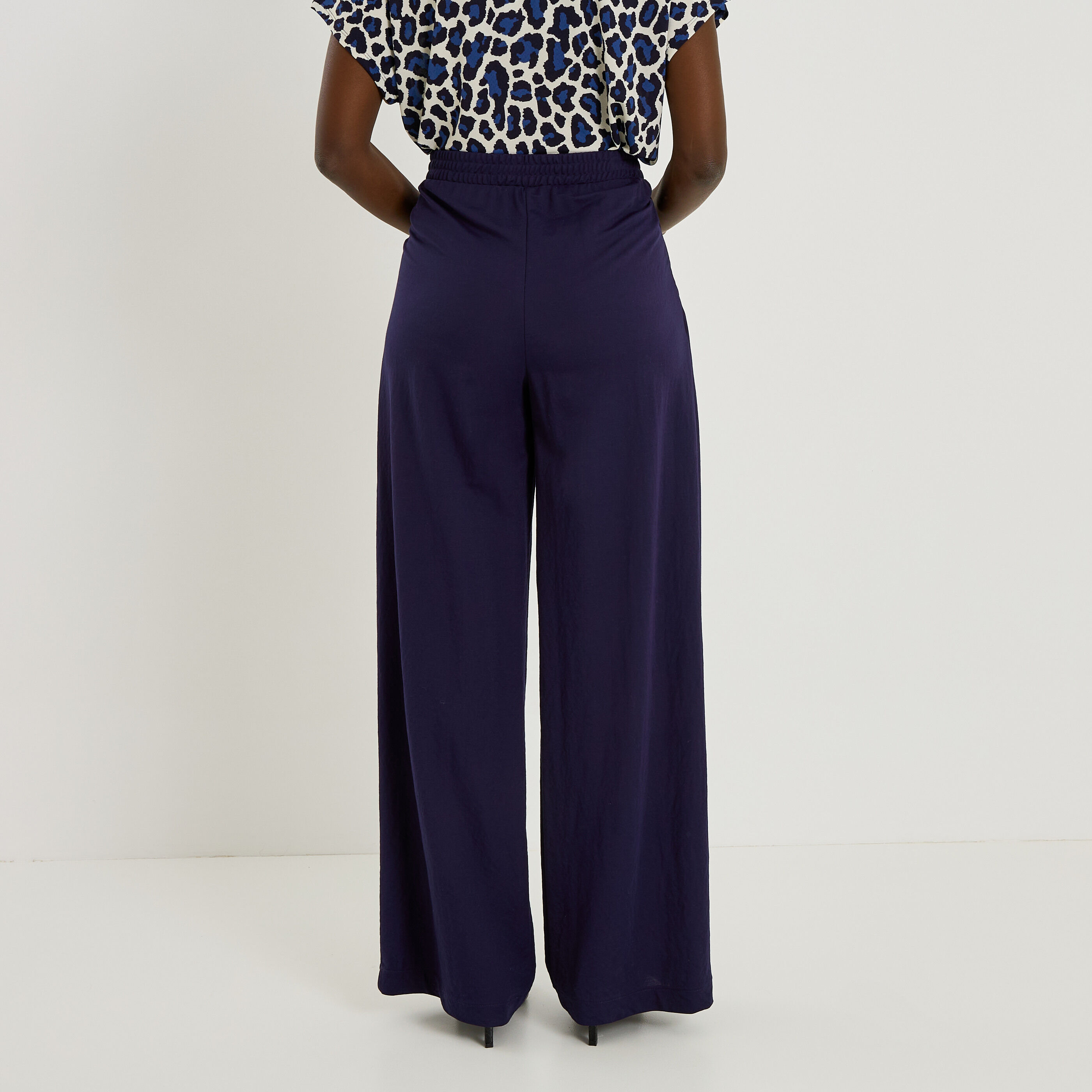 Pantalon large boucle taille femme