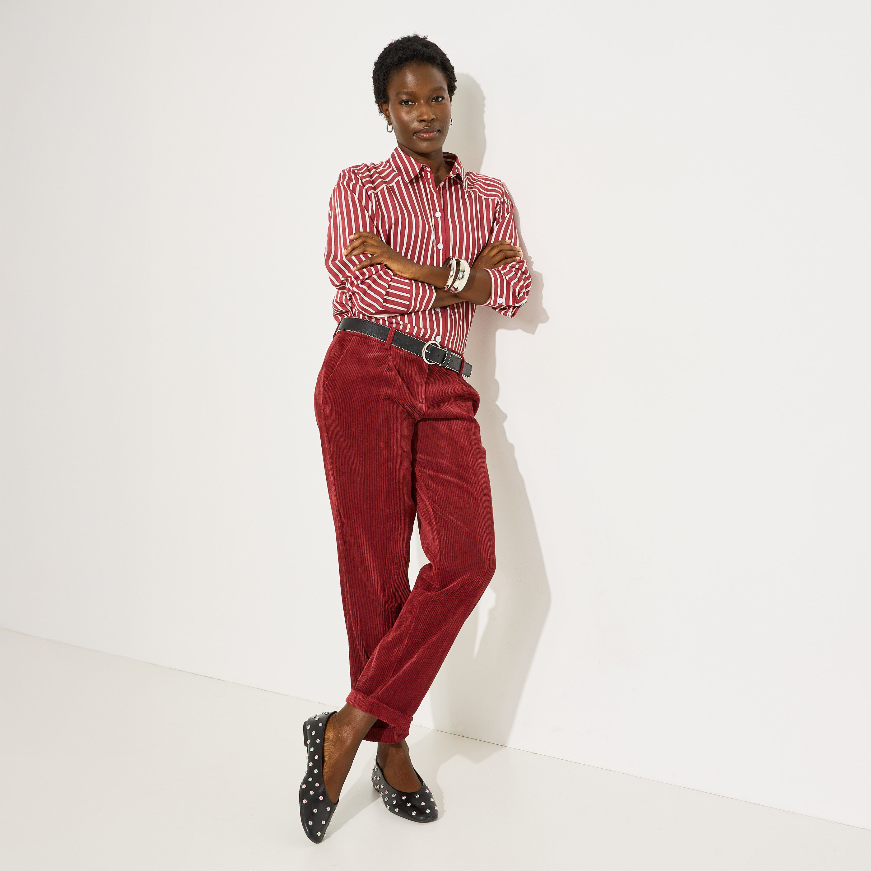 Pantalon chino velours &agrave; revers femme