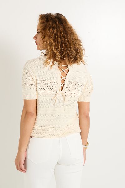 Pull en crochet femme