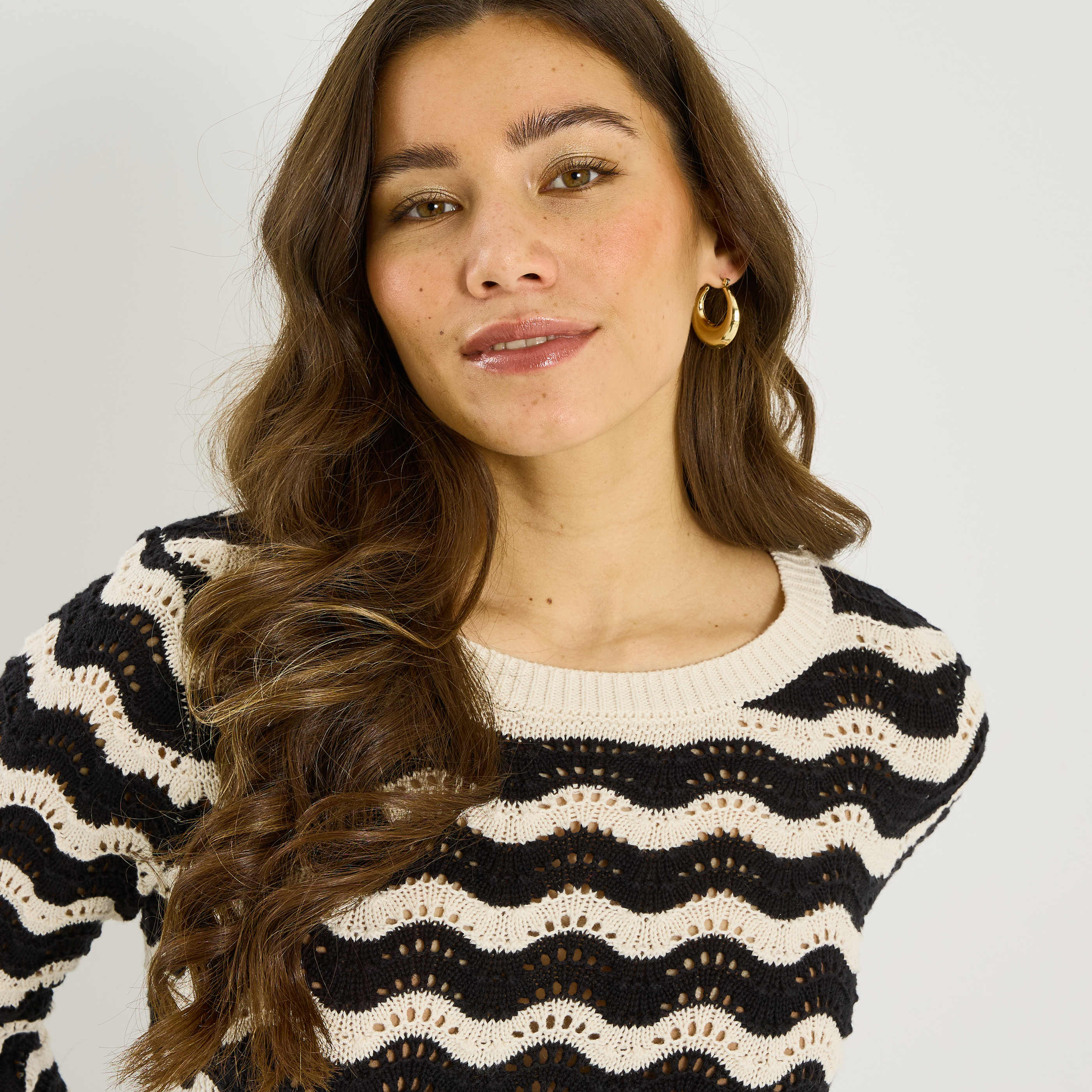 Pull ray&eacute; bicolore &agrave; col rond femme