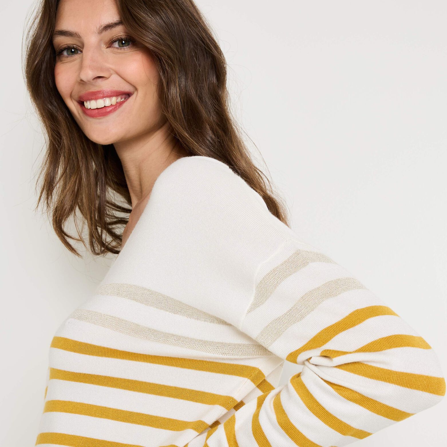 Pull col V femme