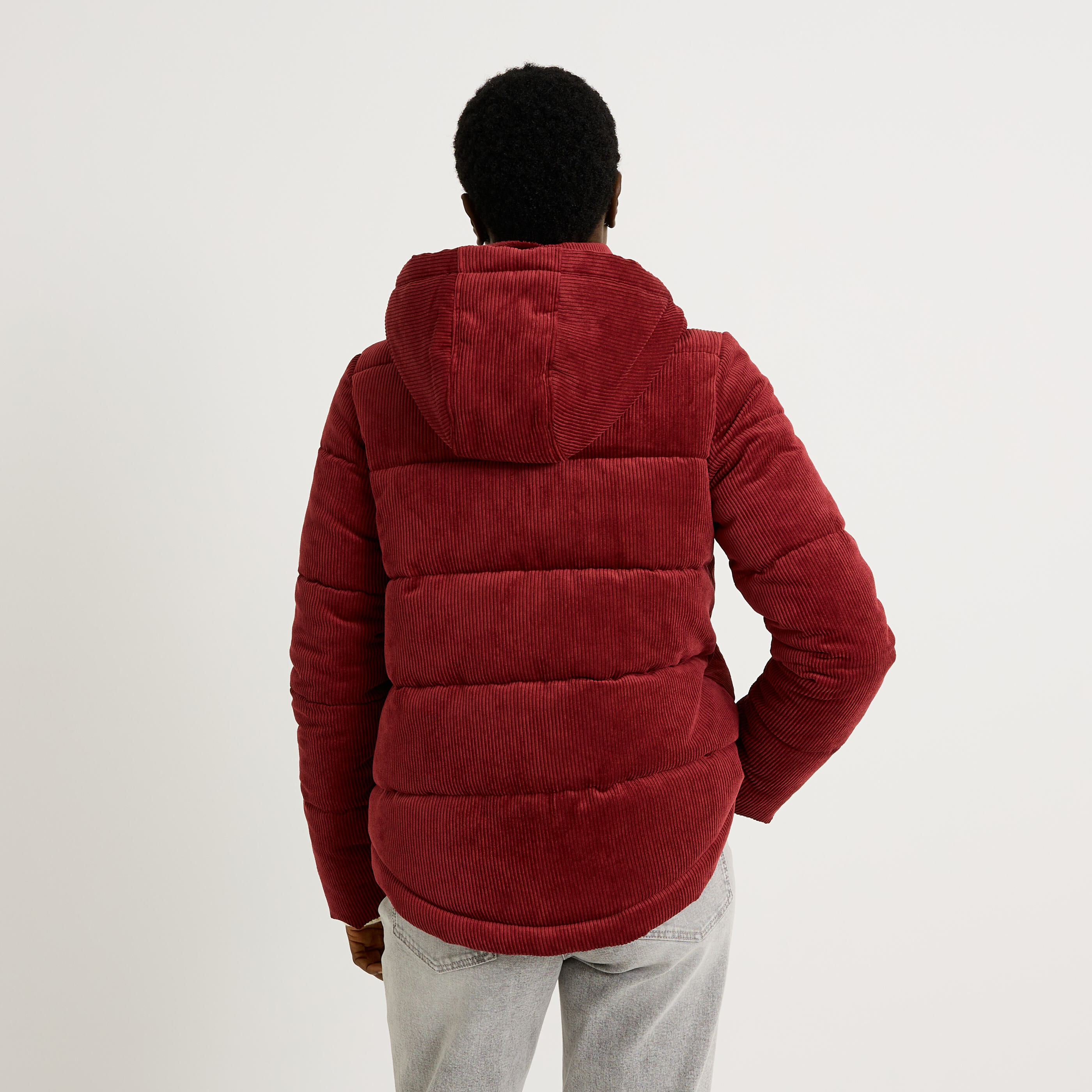 Doudoune en velours &agrave; capuche femme