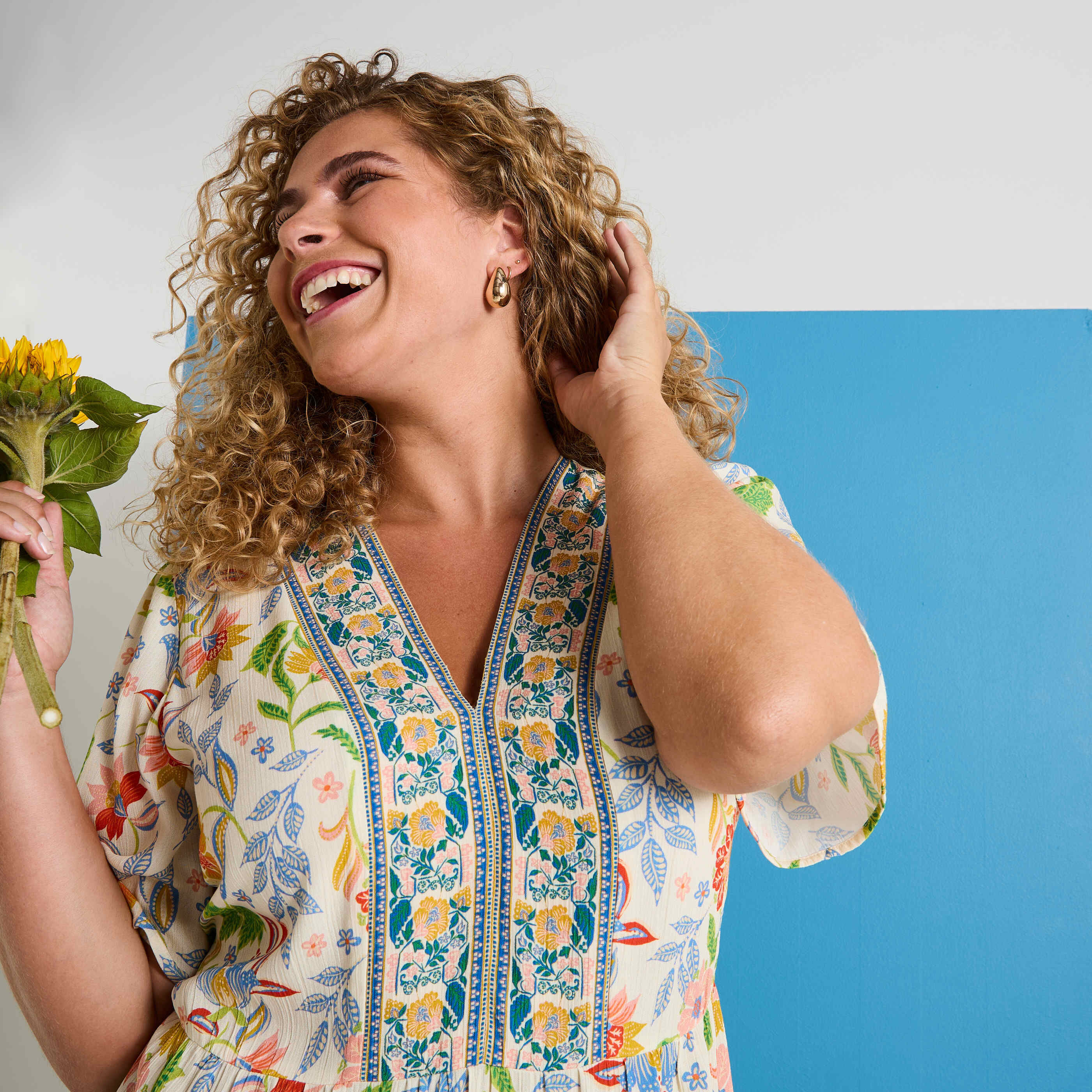 Robe longueur genou &agrave; imprim&eacute; fleuri