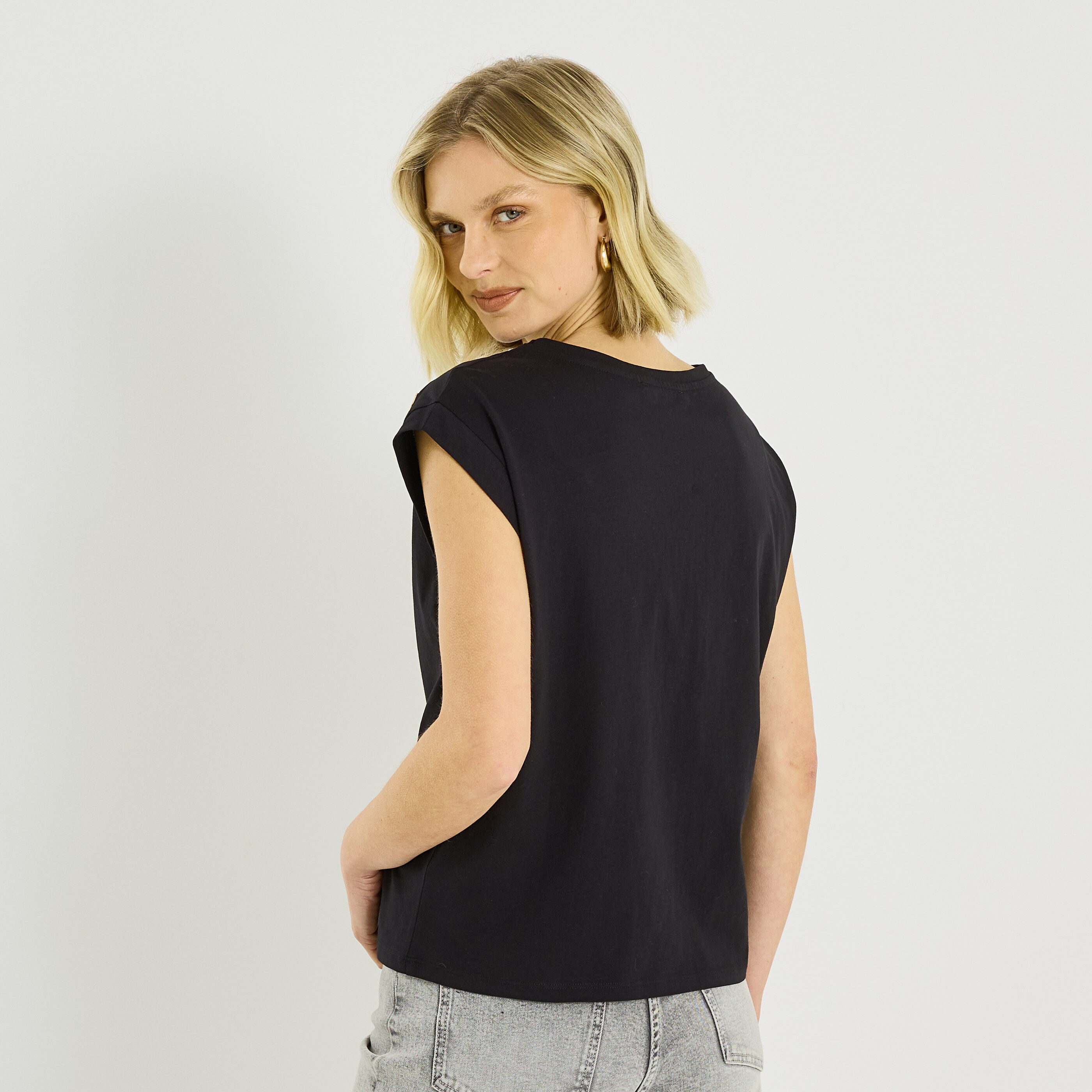 T-shirt col rond avec &oelig;illets femme