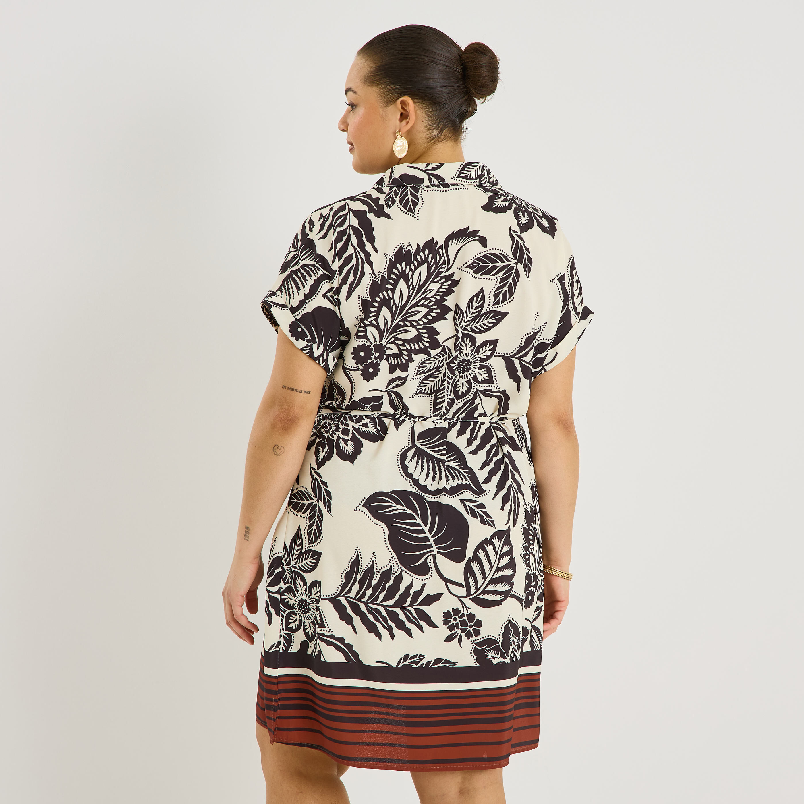 Robe courte fluide imprim&eacute; floral femme