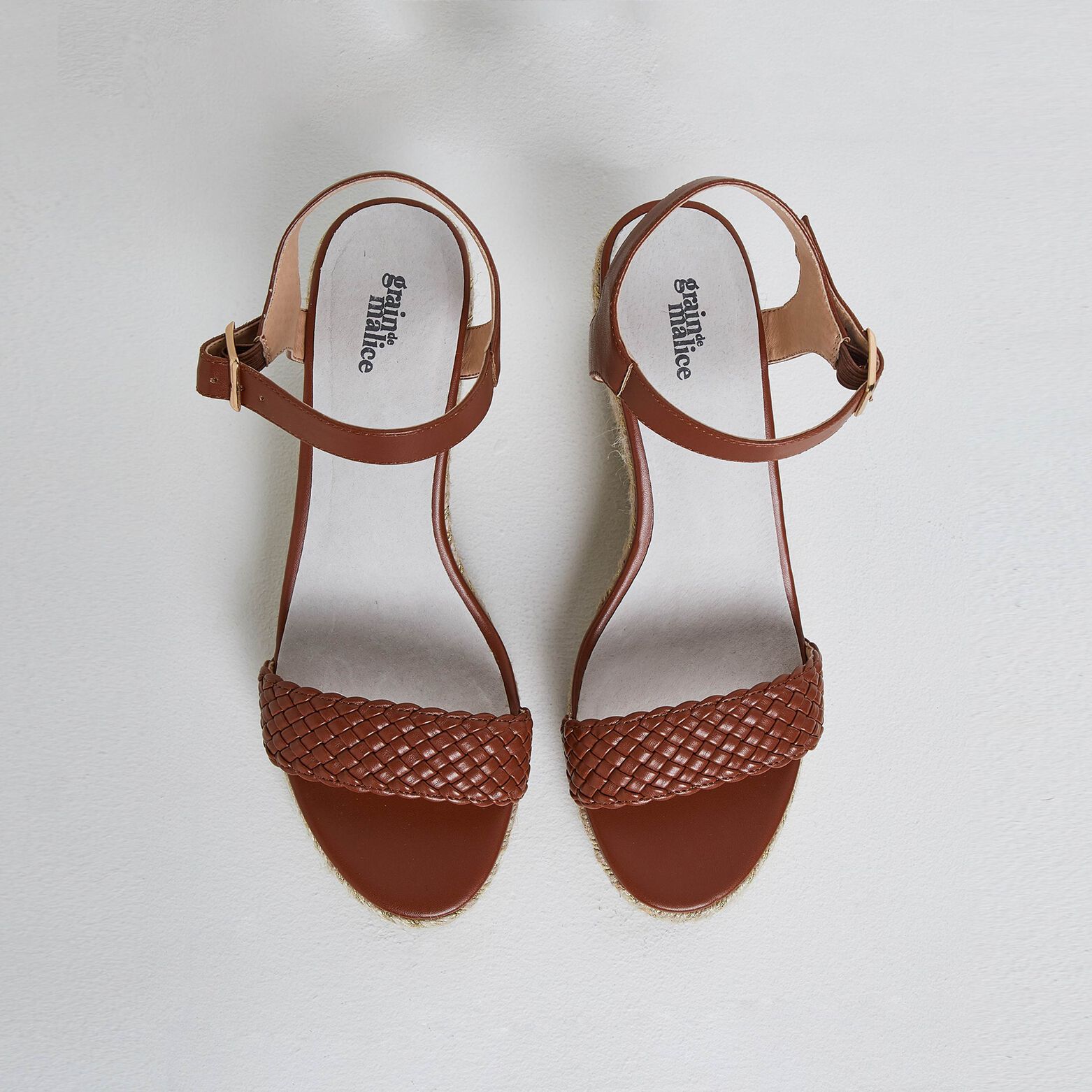Sandales tressées femme