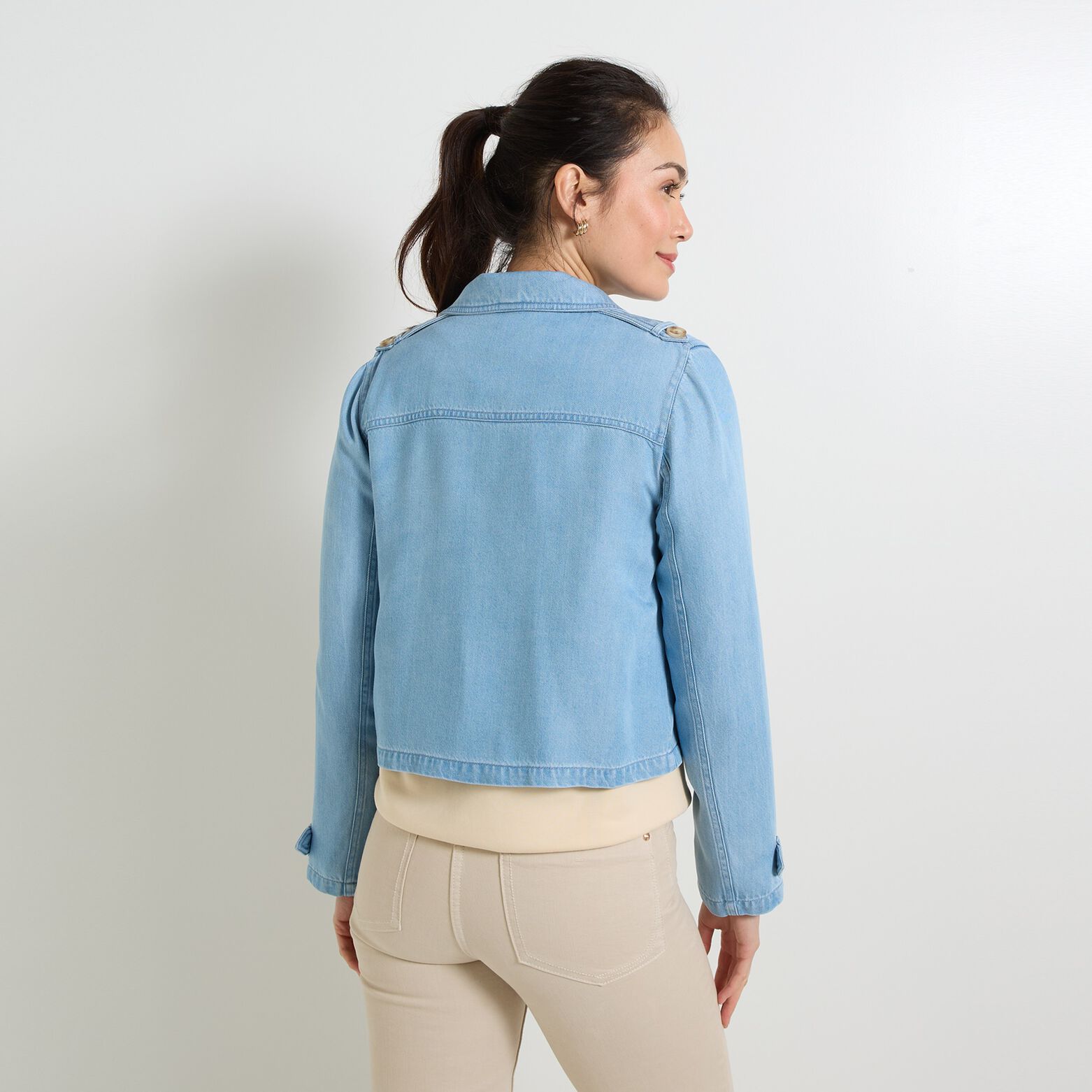 Trench court en denim femme