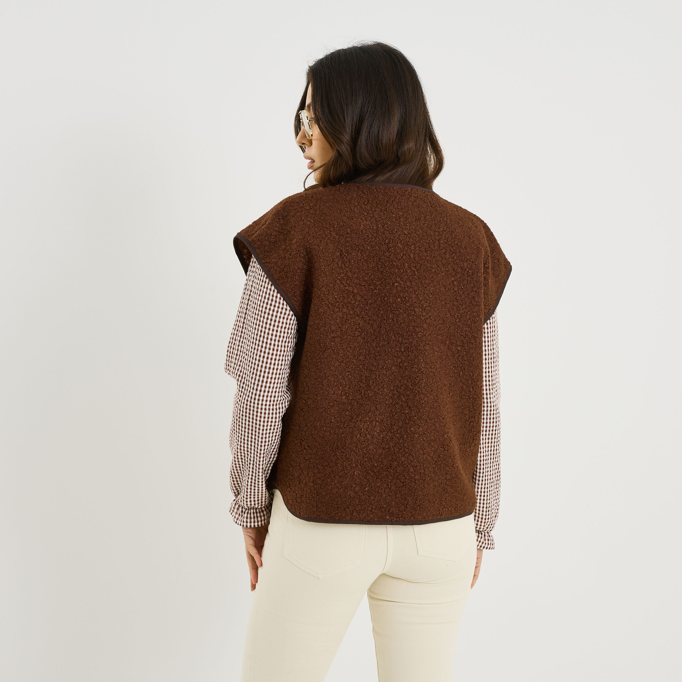 Gilet sans manches en bouclette femme 