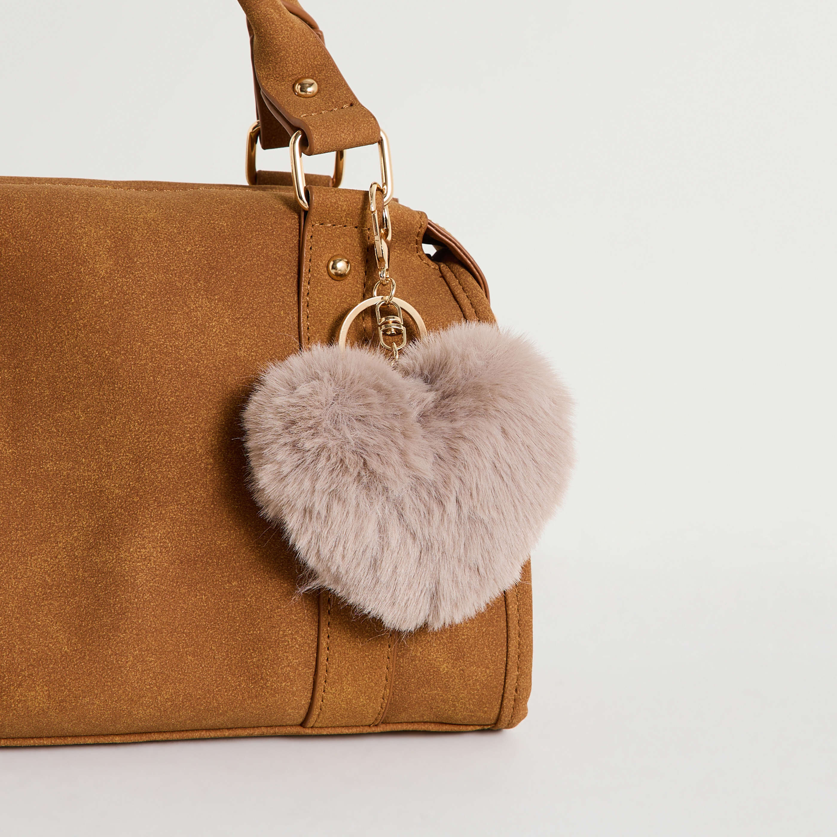 Porte-cl&eacute;s en forme de c&oelig;ur femme