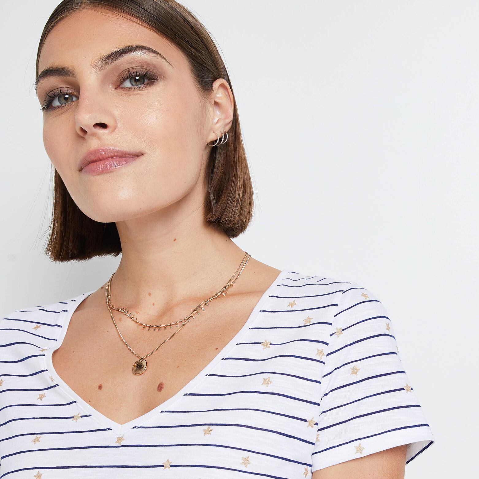 T-shirt à rayures col V femme