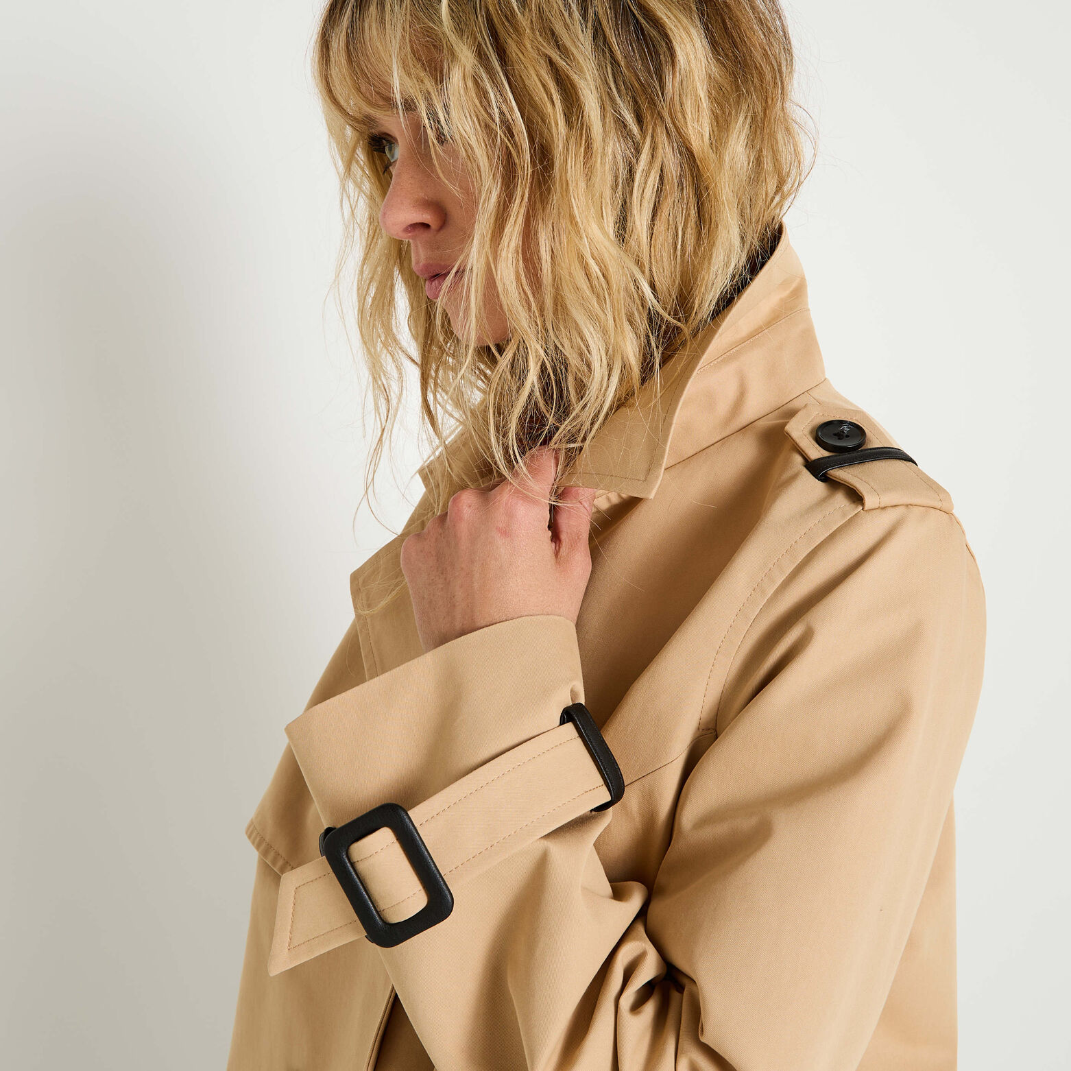 Trench court femme