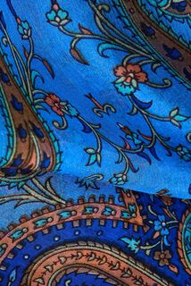 Foulard carré en soie femme