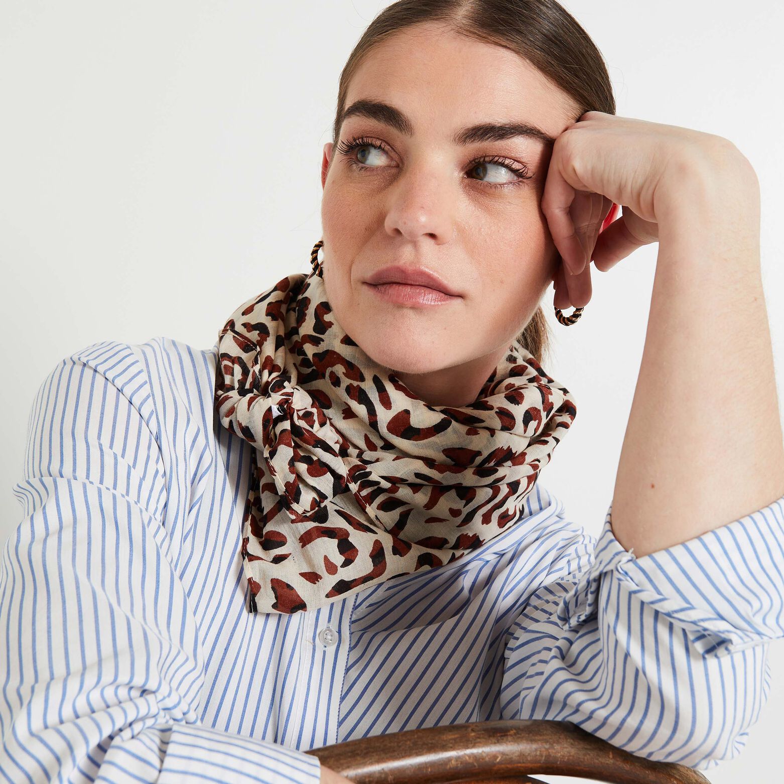 Etole imprimé léopard femme