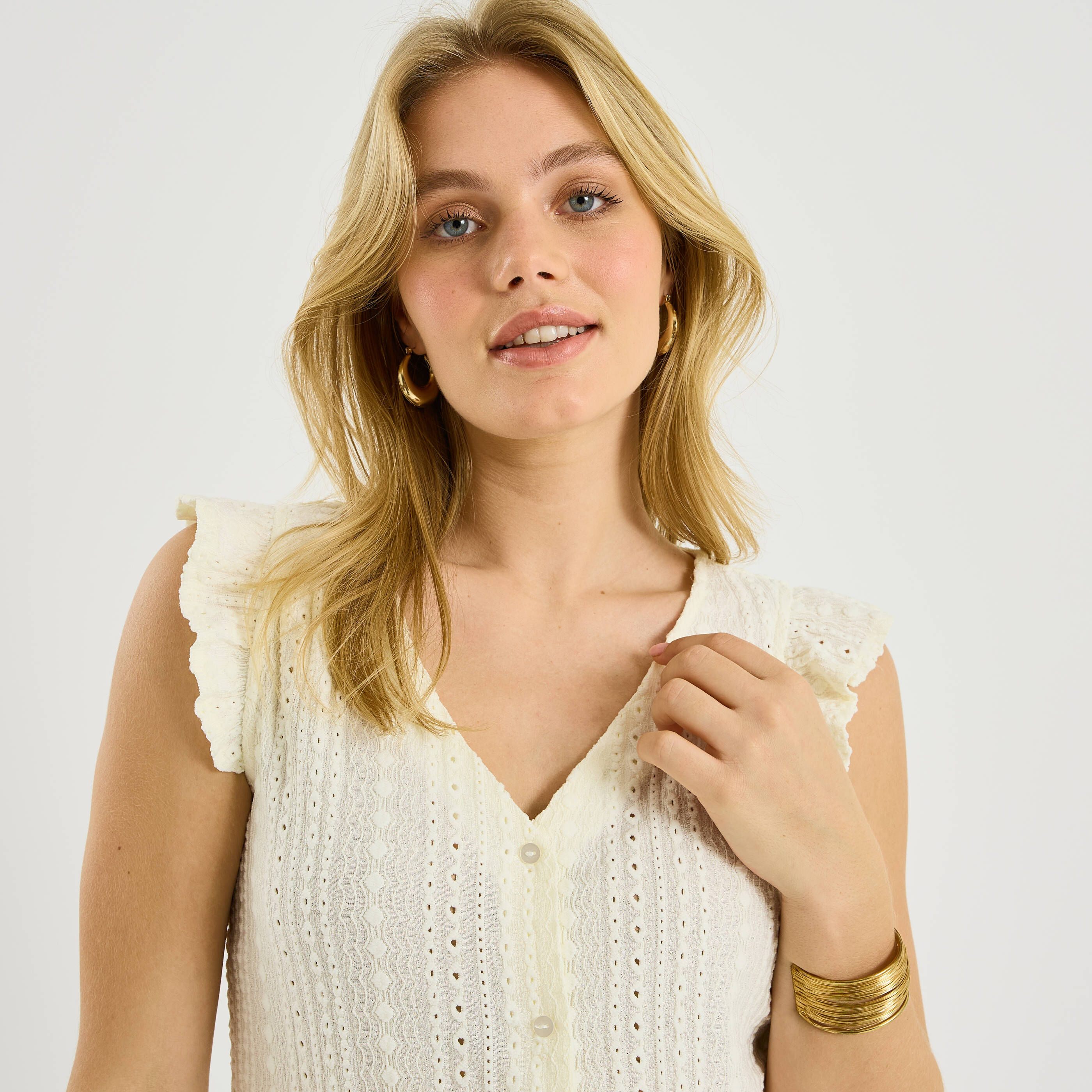 D&eacute;bardeur maille ajour&eacute;e femme