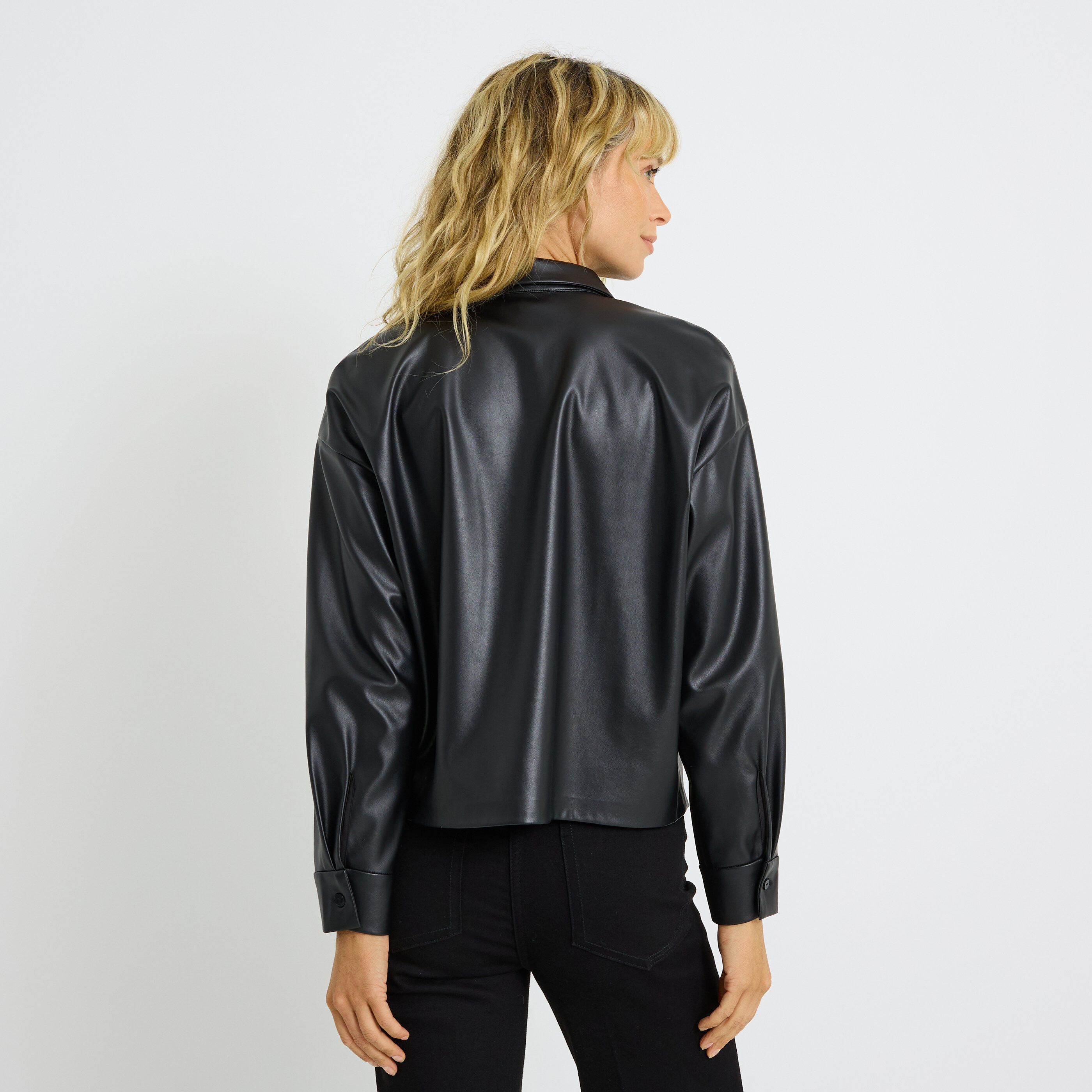 Chemise en simili femme