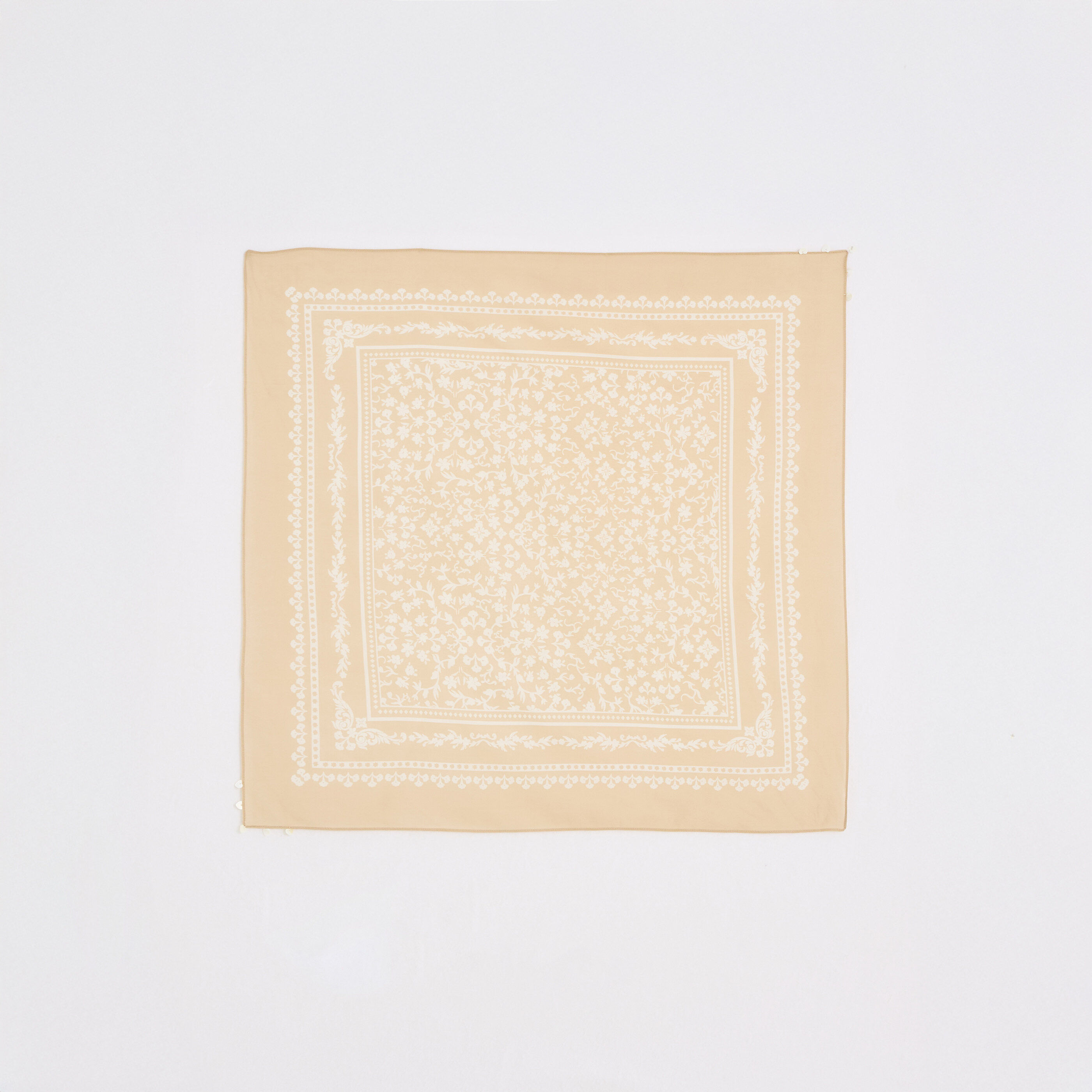 Foulard carr&eacute; motif bandana femme