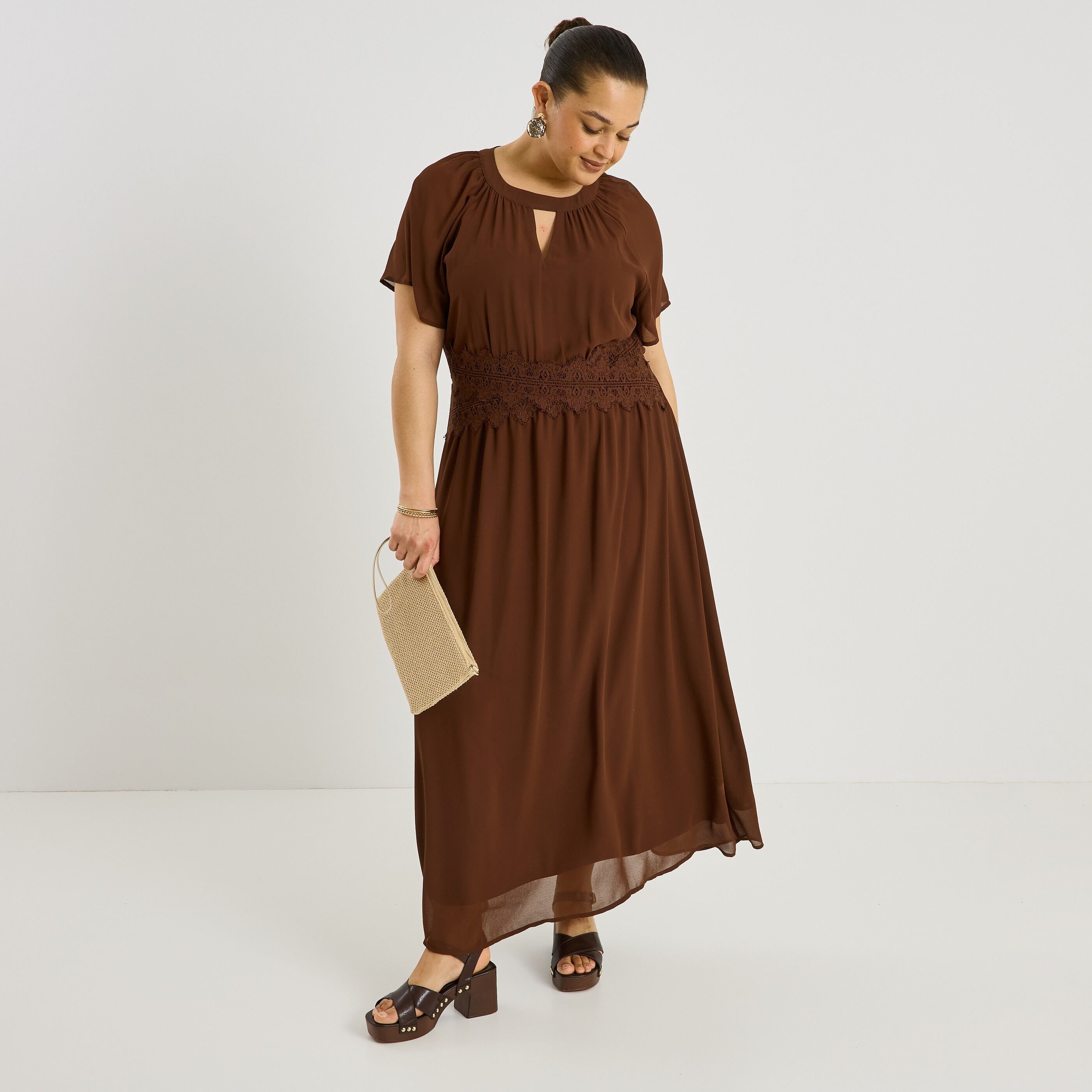 Robe longue unie habill&eacute;e 