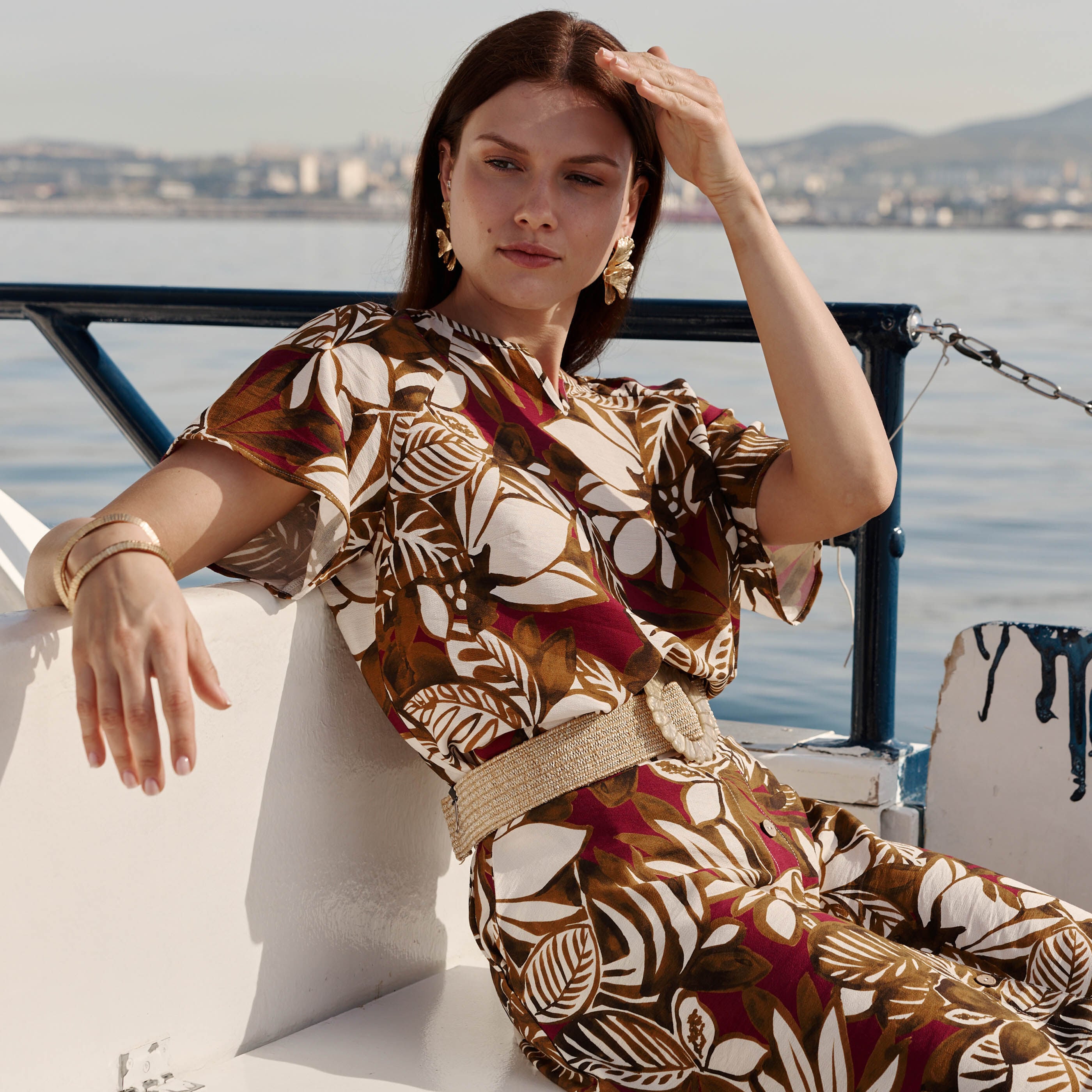 Blouse fluide imprim&eacute; tropical femme