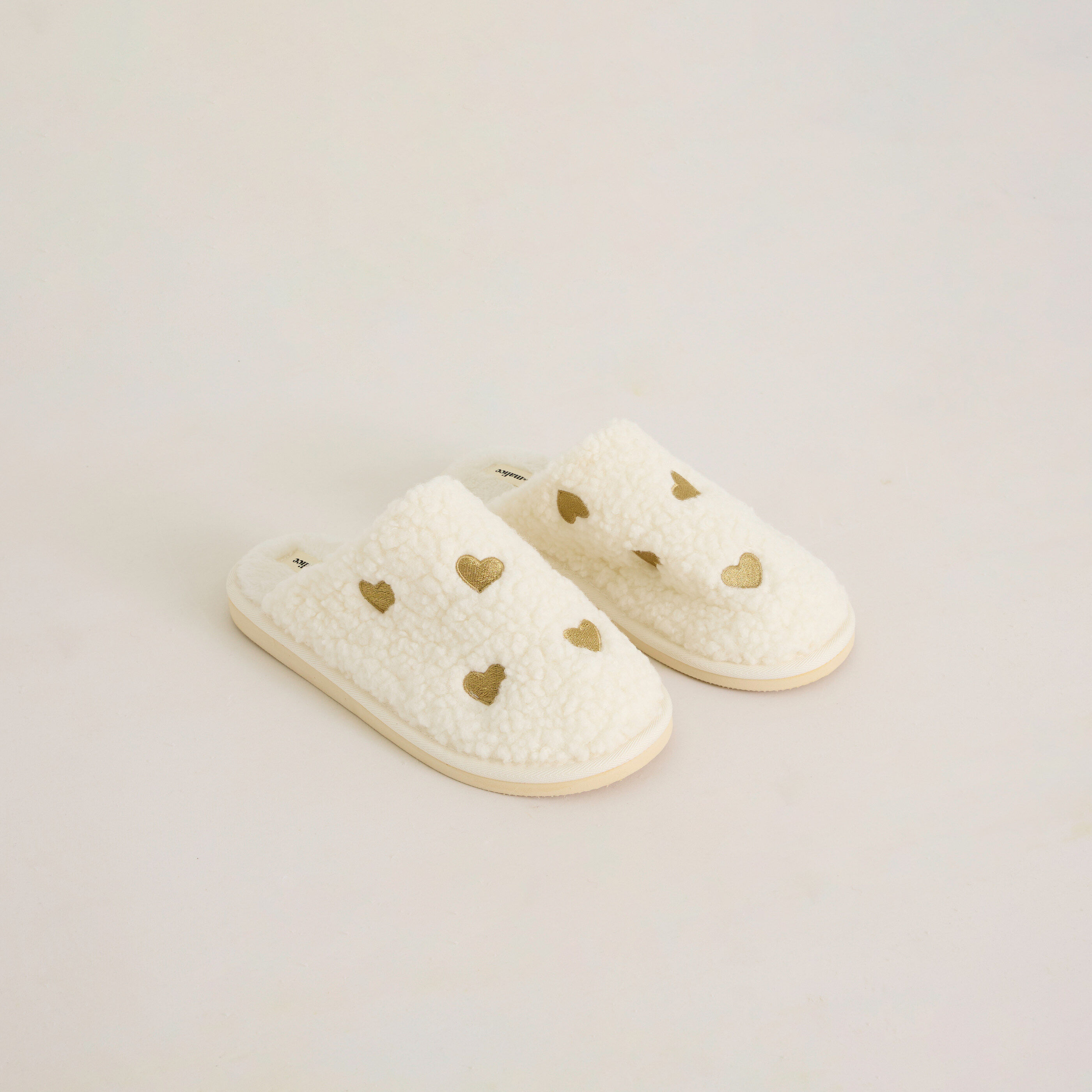 Chaussons imitation fourrure femme