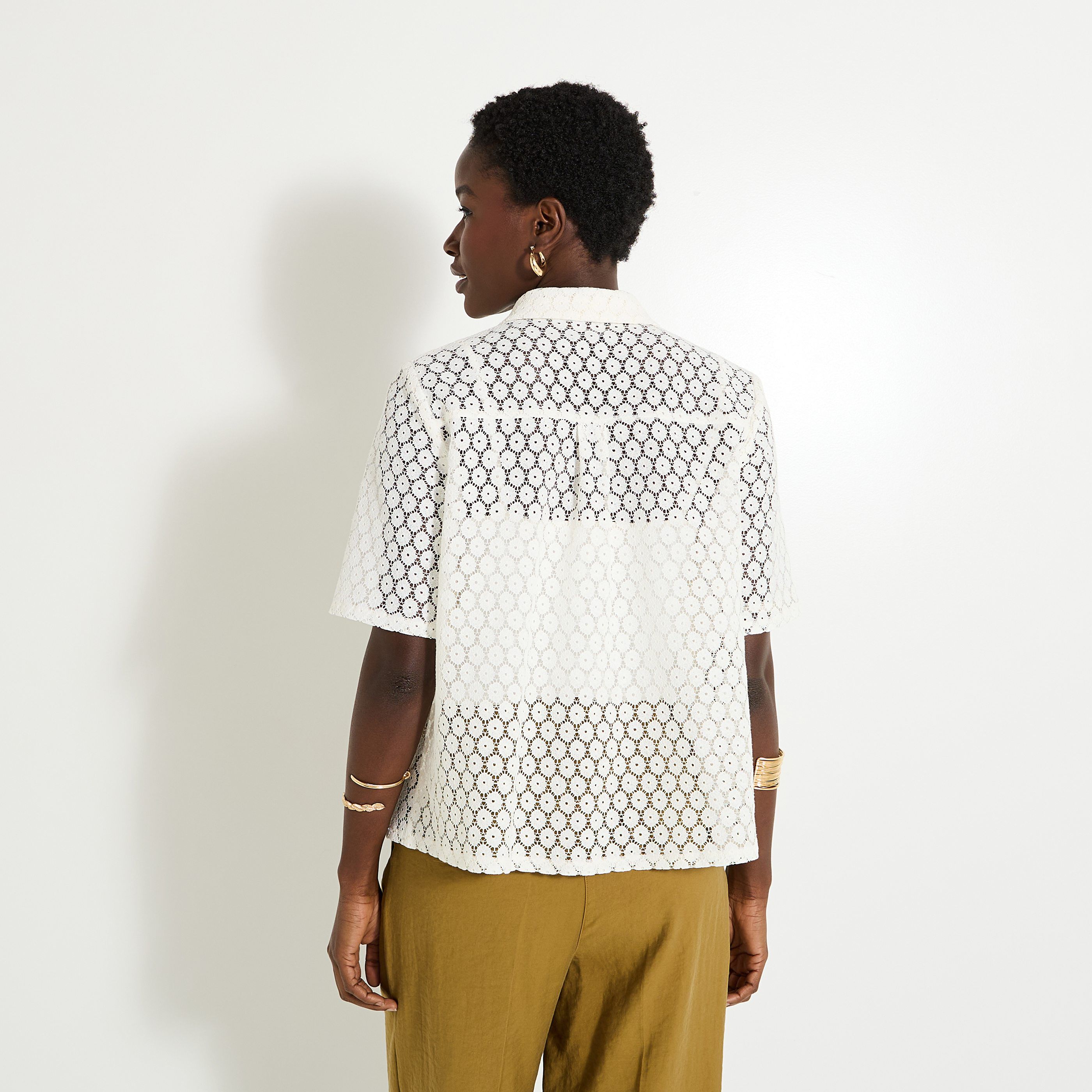 Chemise ajour&eacute;e femme