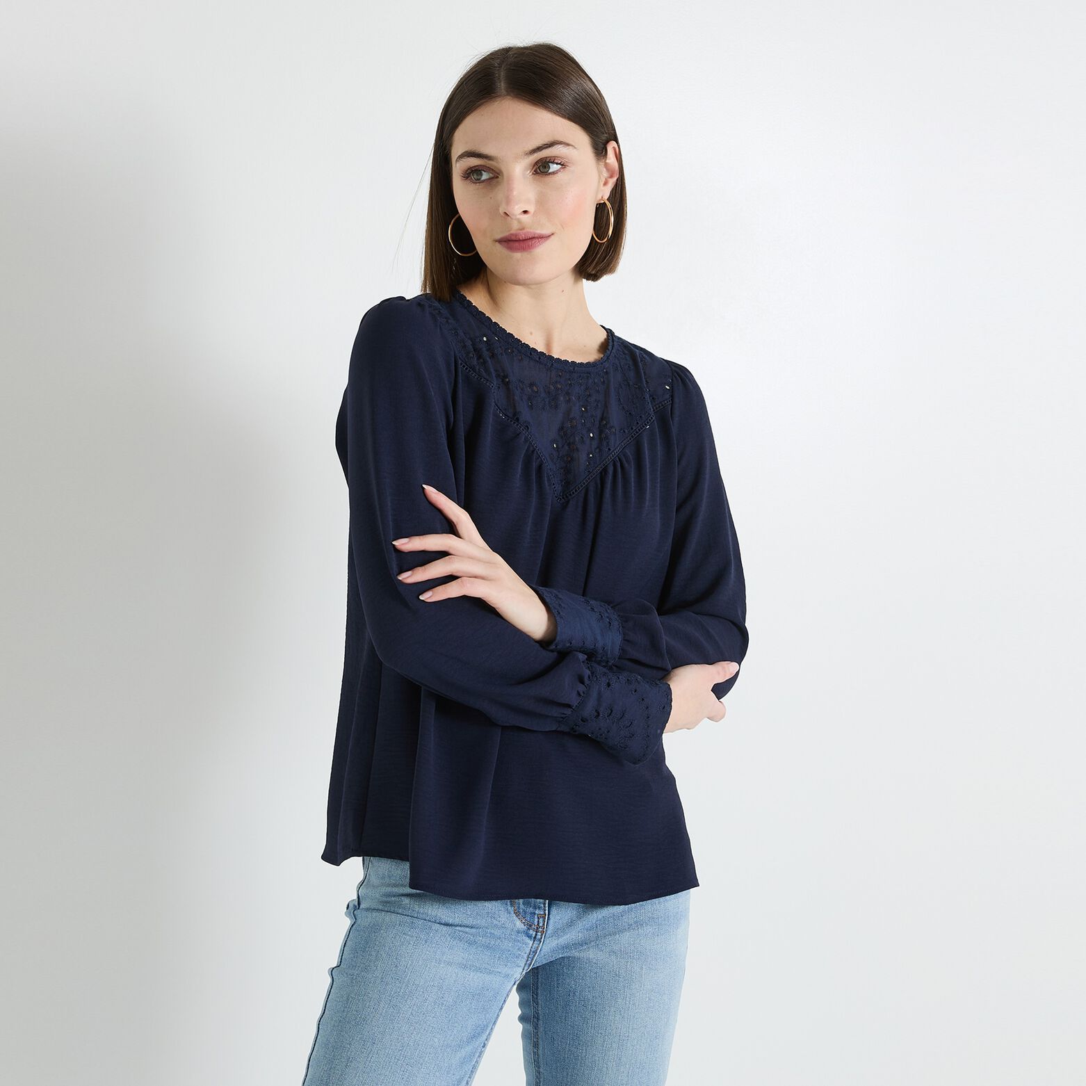 Blouse détails broderie femme