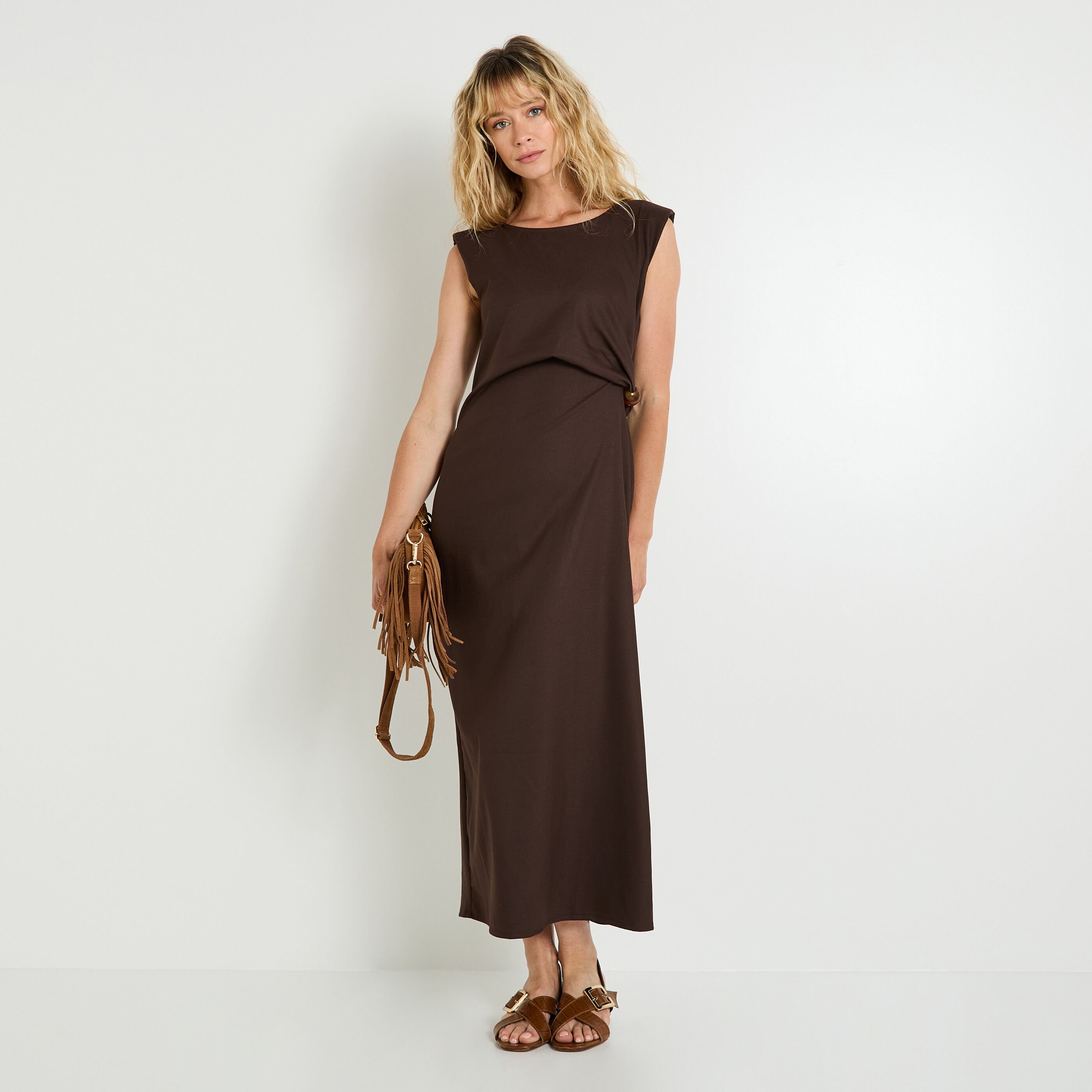 Robe longue sans manches 