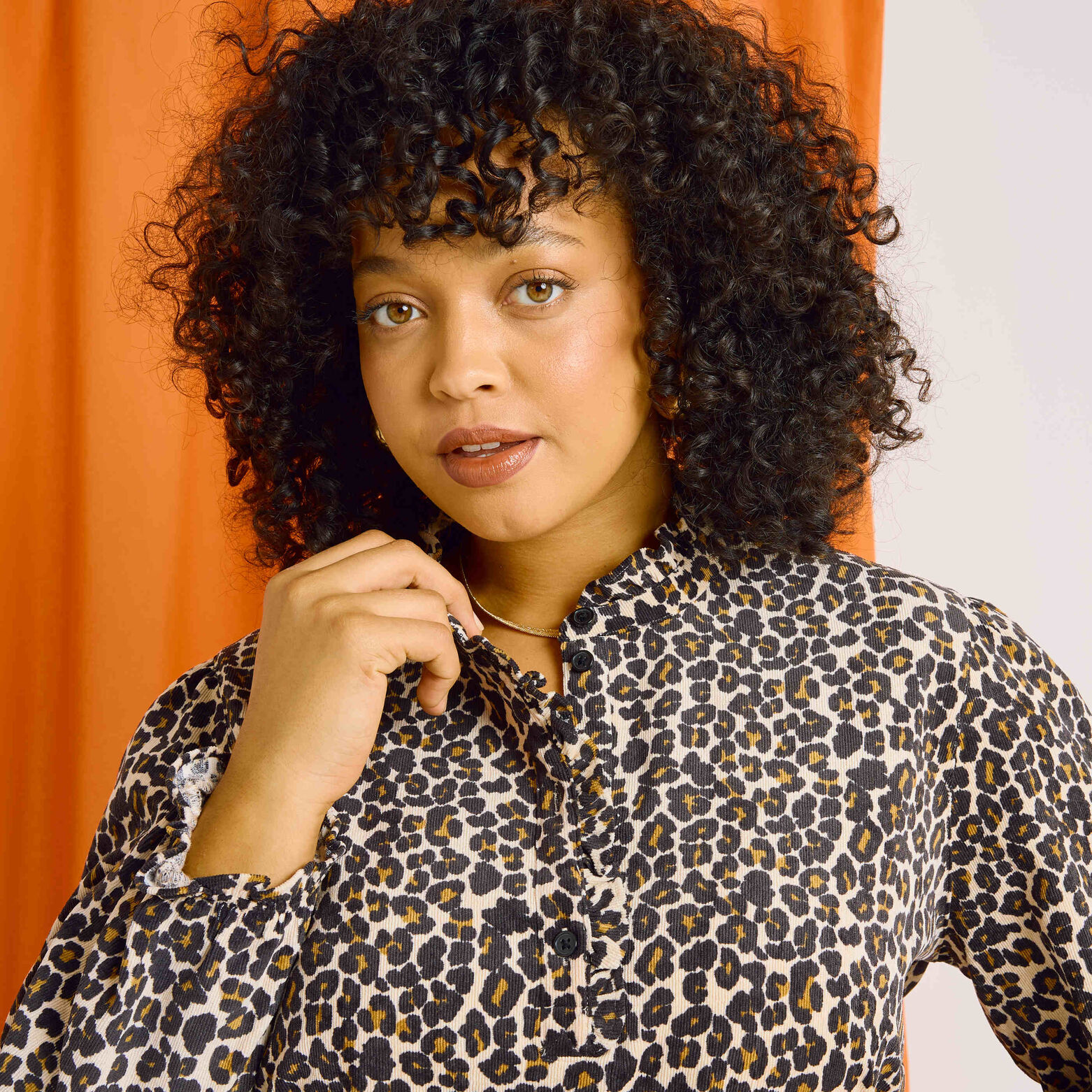 Blouse en velours imprimé léopard femme