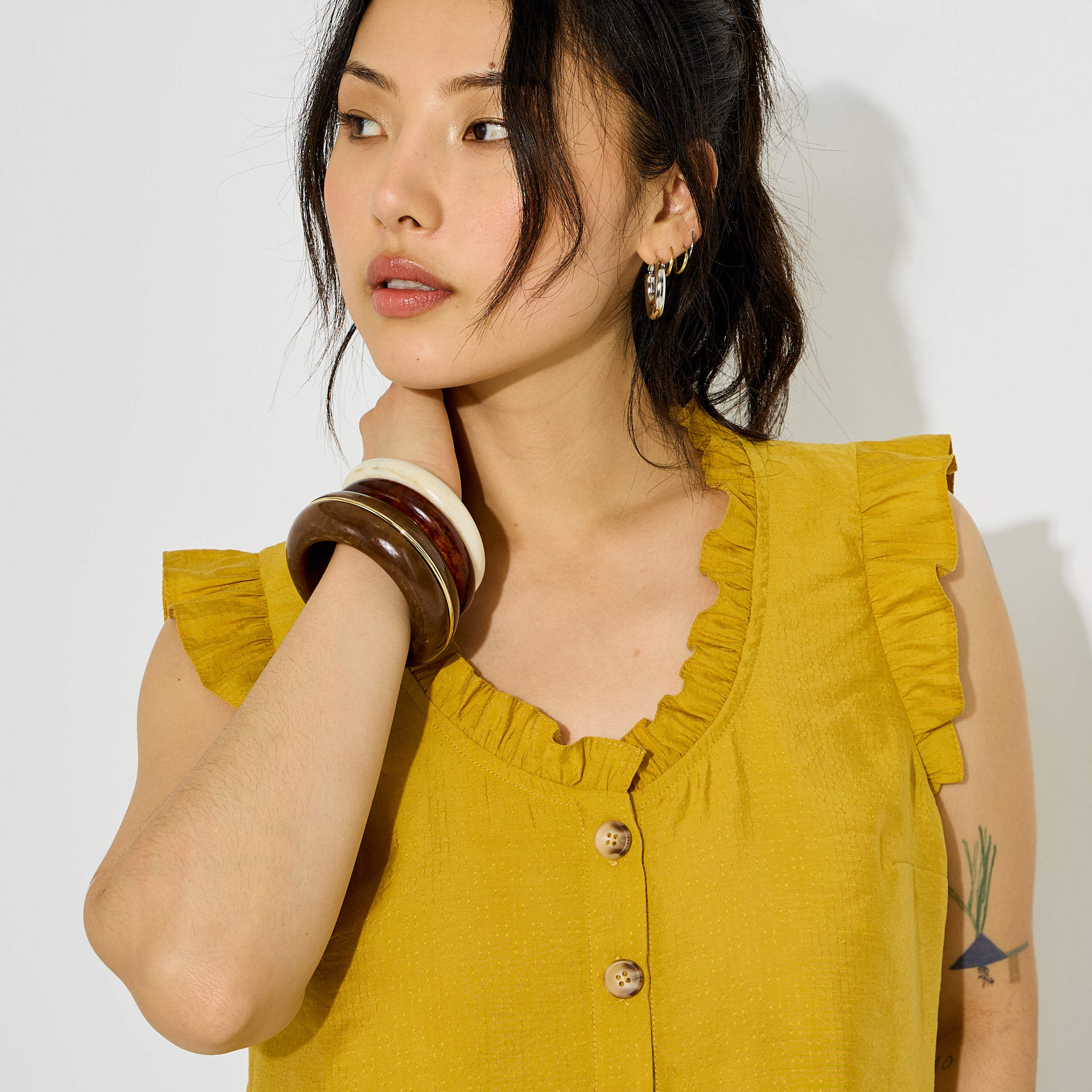 Blouse sans manches &agrave; volants femme