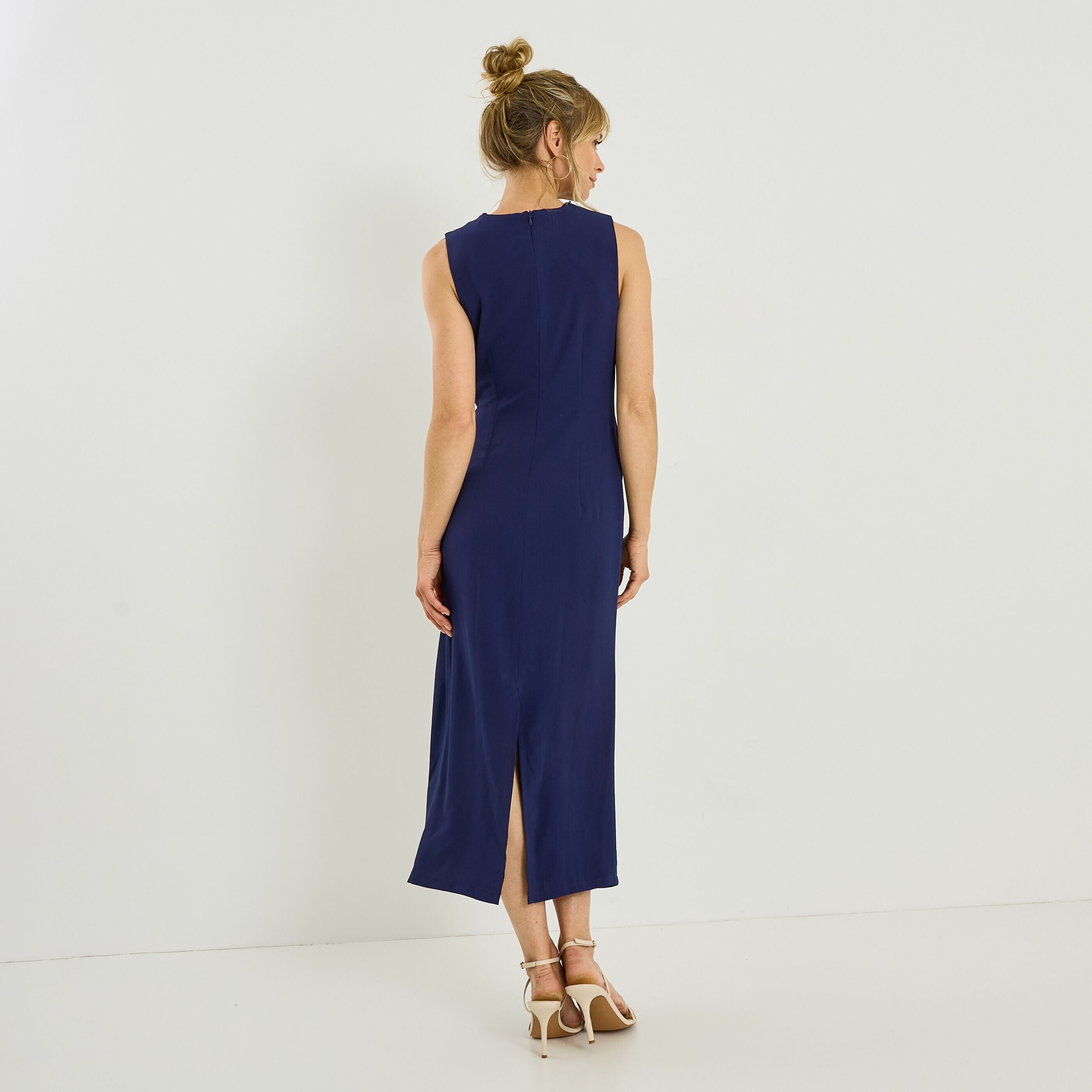 Robe longue habill&eacute;e