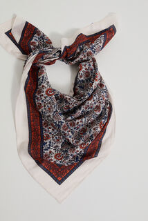 Foulard carré fleuri femme