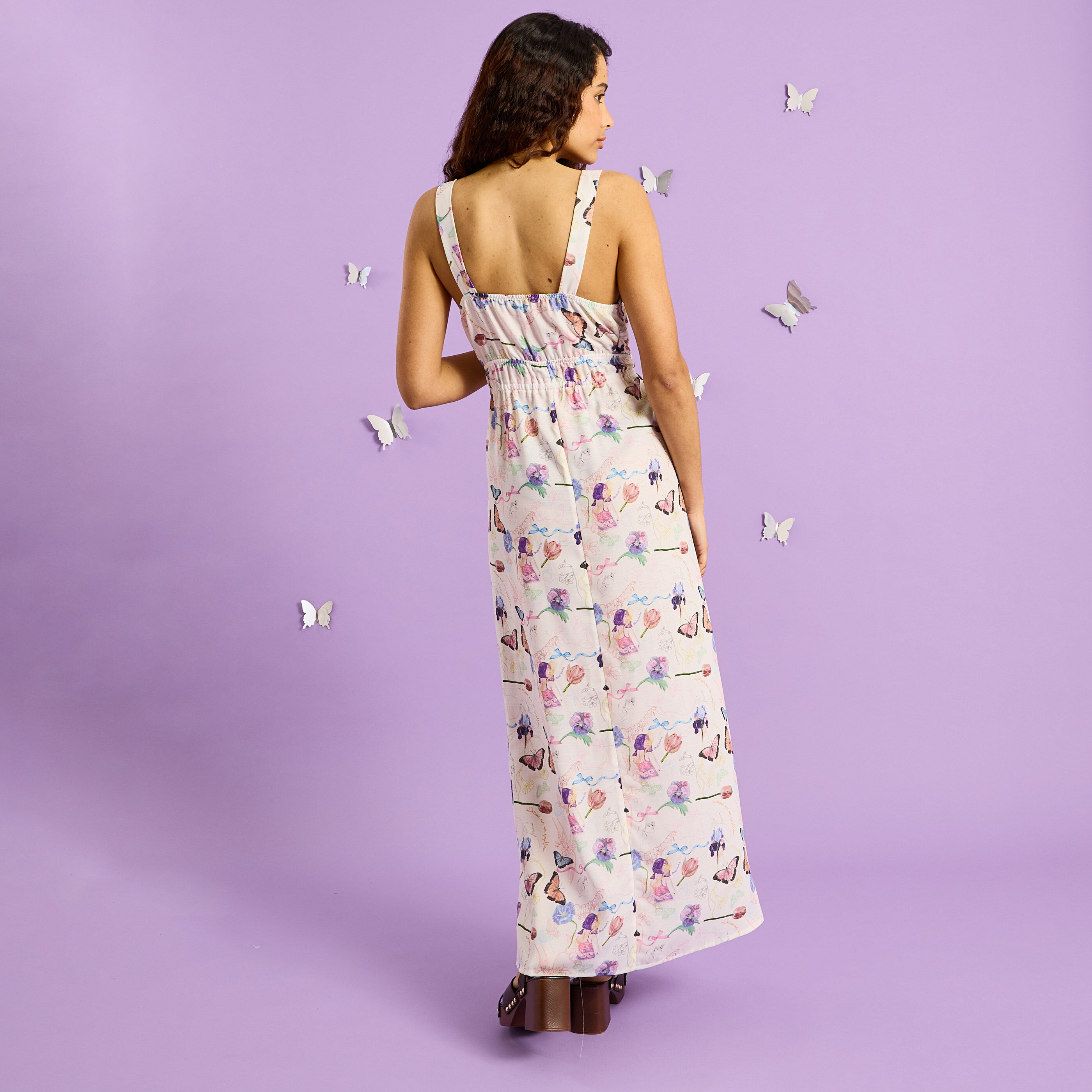 Robe longue fluide imprim&eacute;e &agrave; bretelles