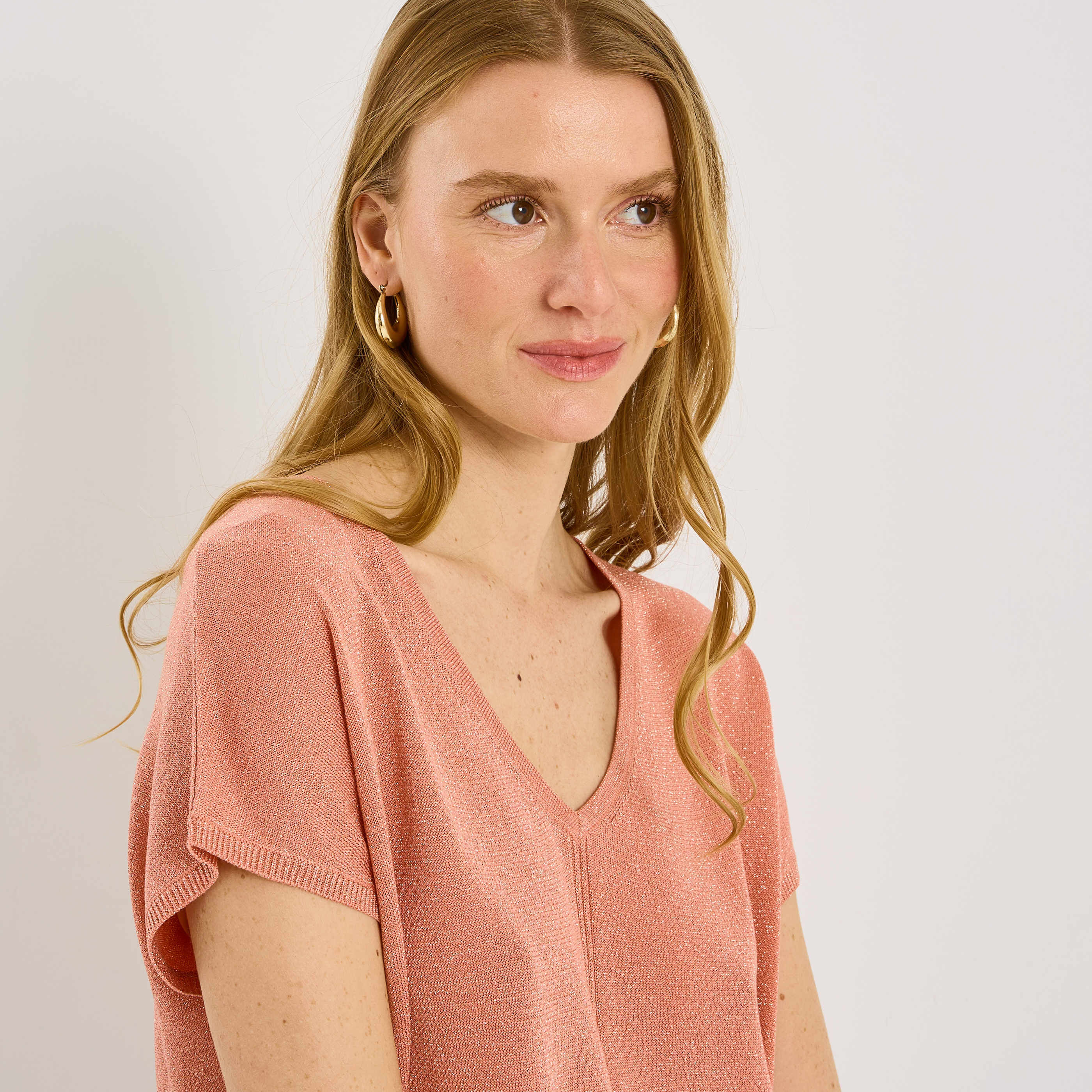 Pull brillant manches courtes femme