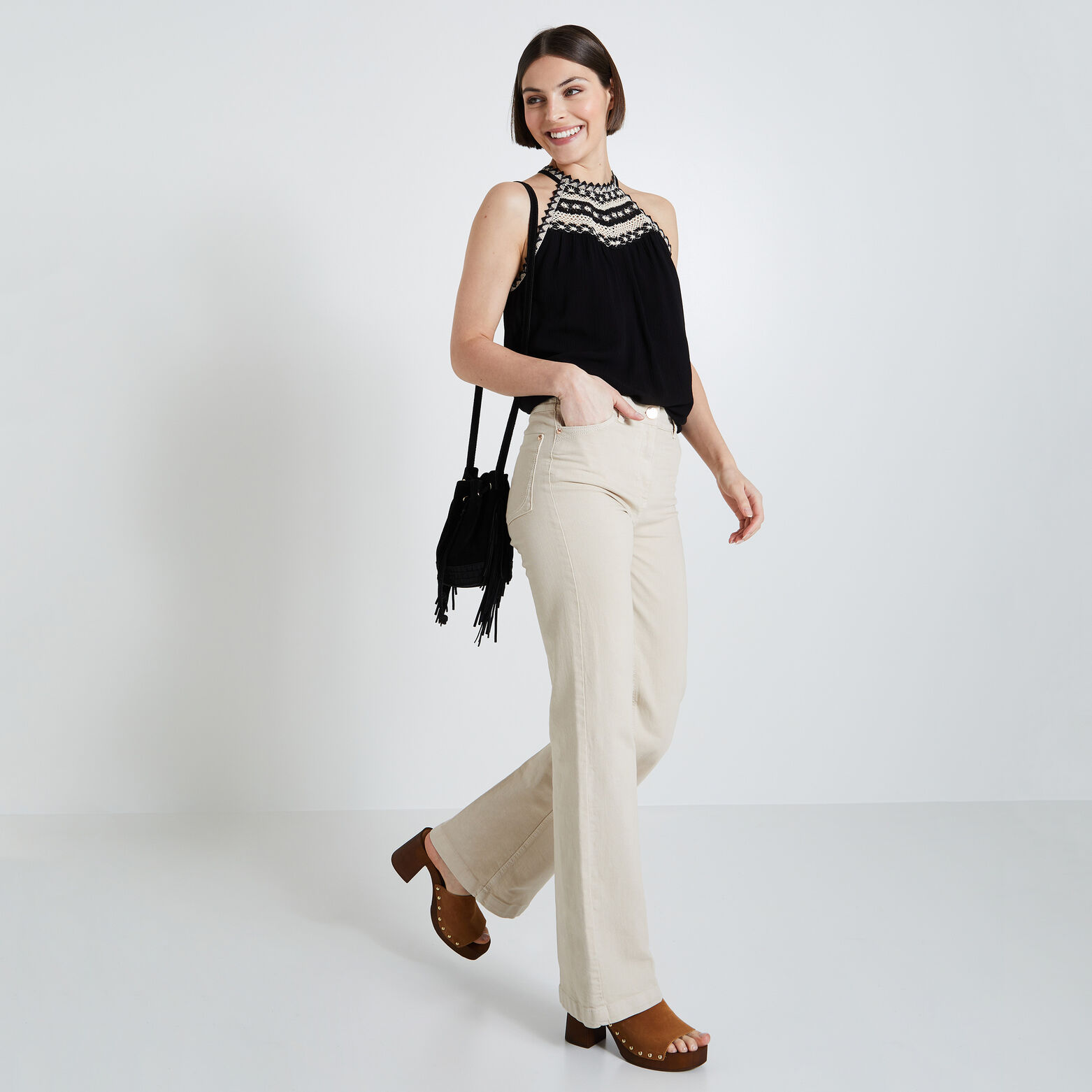 Top détails crochet femme