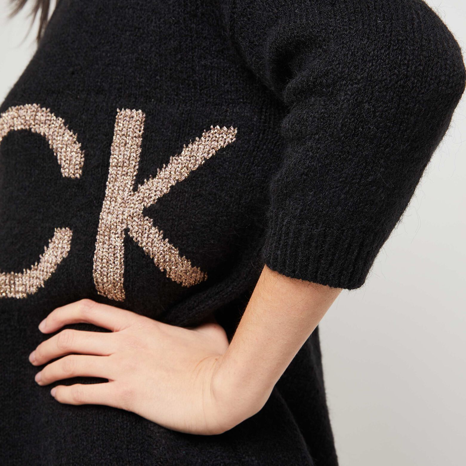 Pull loose Rock femme