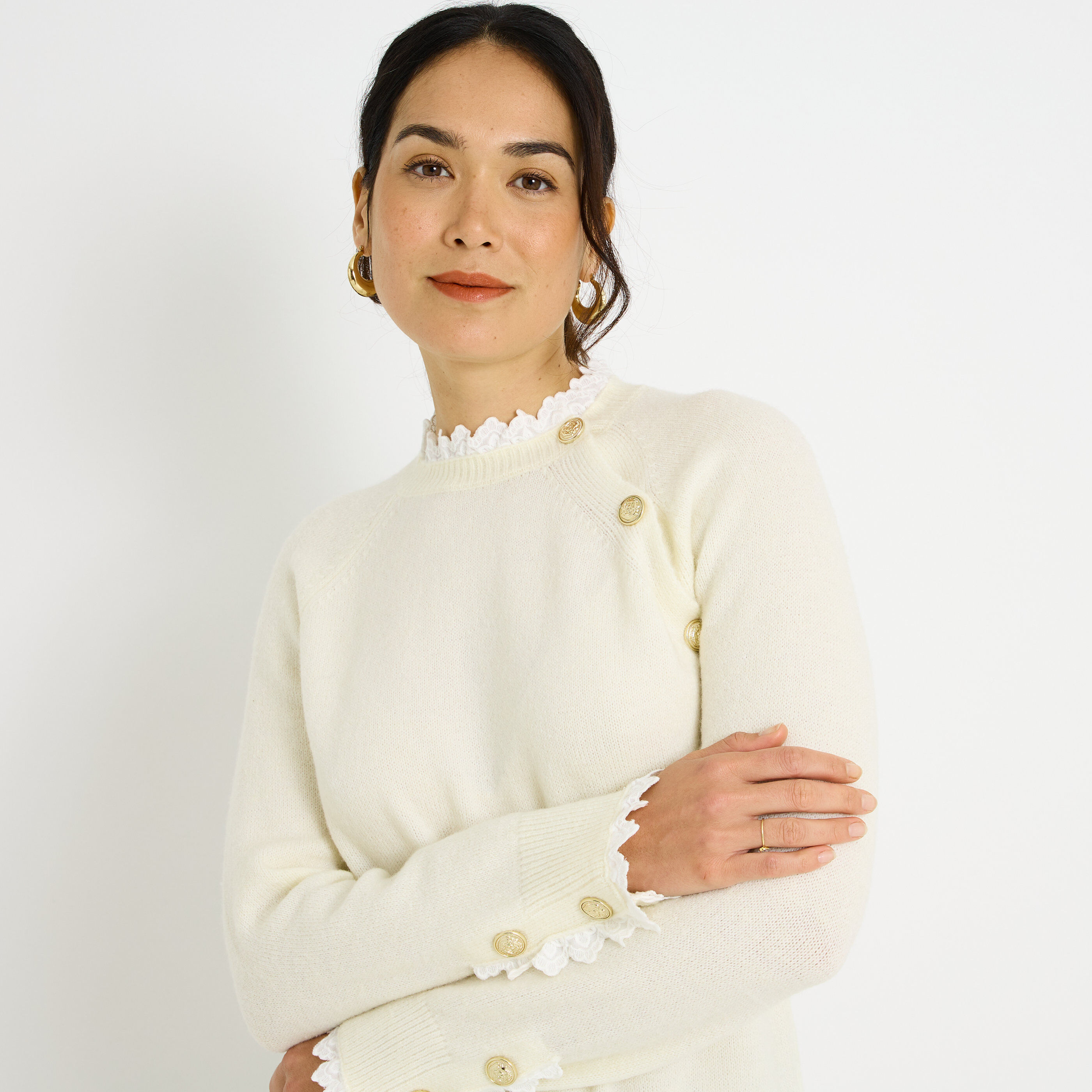 Pull col rond avec boutons femme