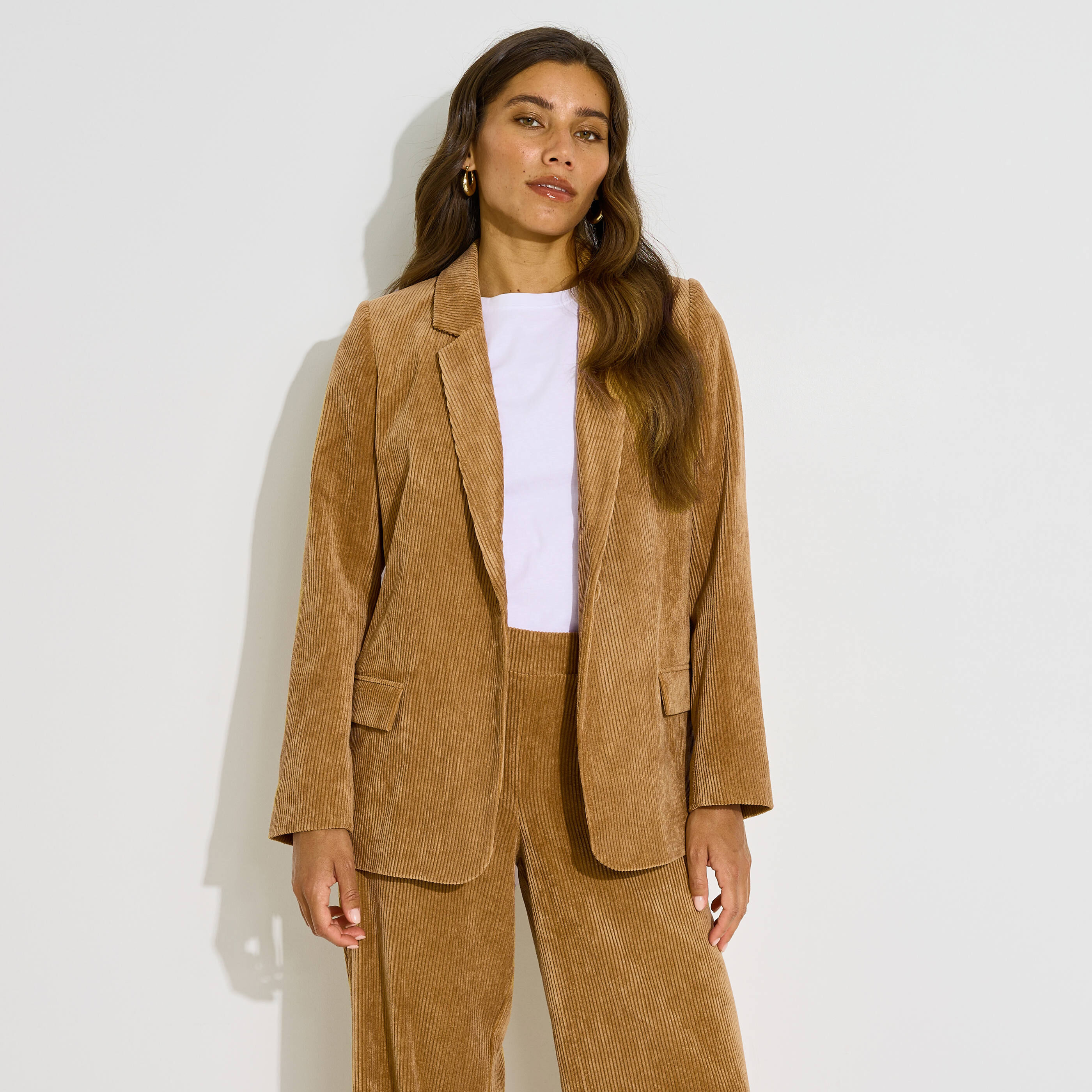 Veste blazer en velours c&ocirc;tel&eacute; femme