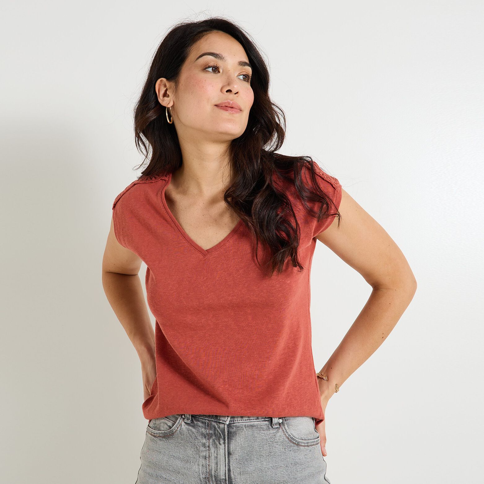 T-shirt col V femme