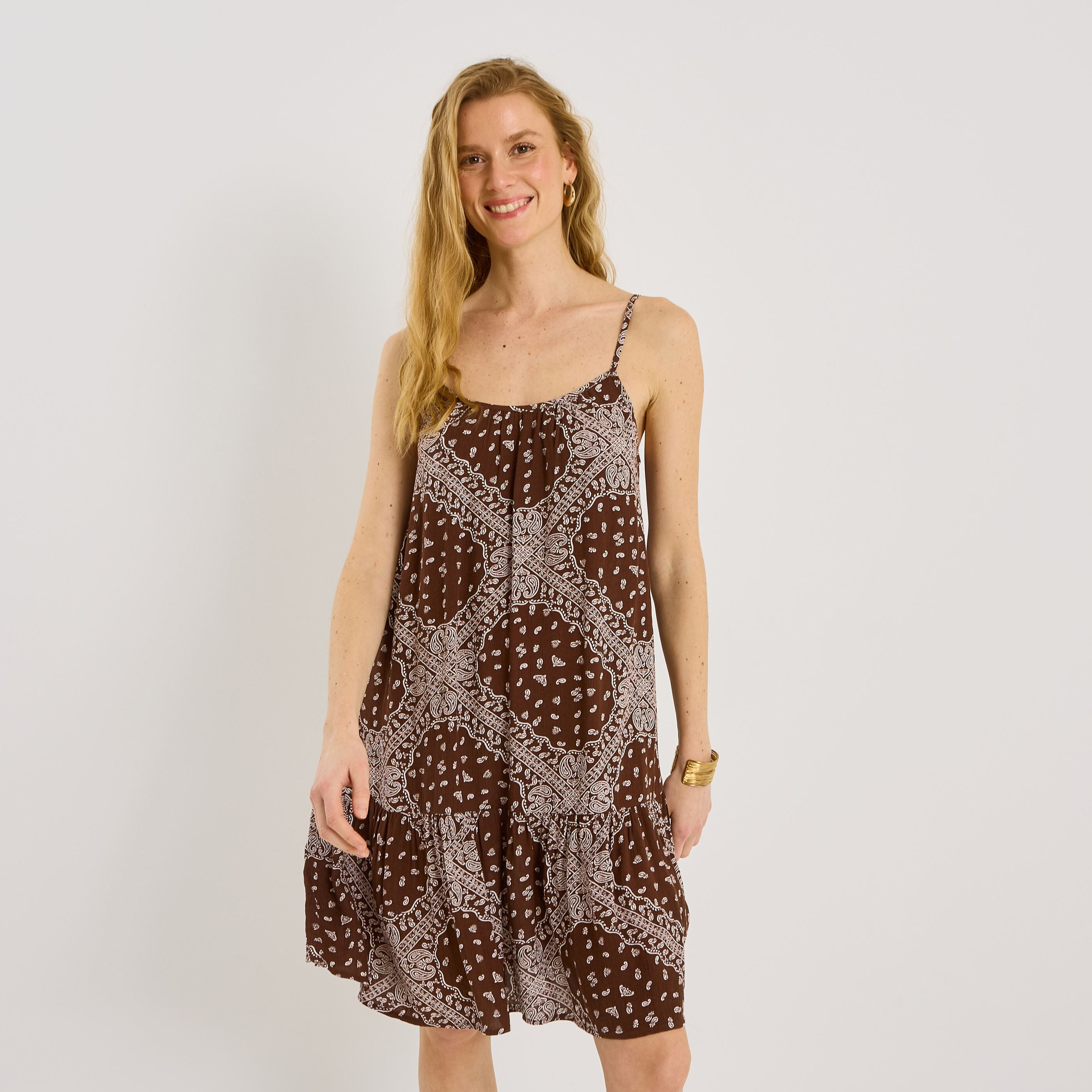 Robe courte imprim&eacute; bandana &agrave; bretelles 