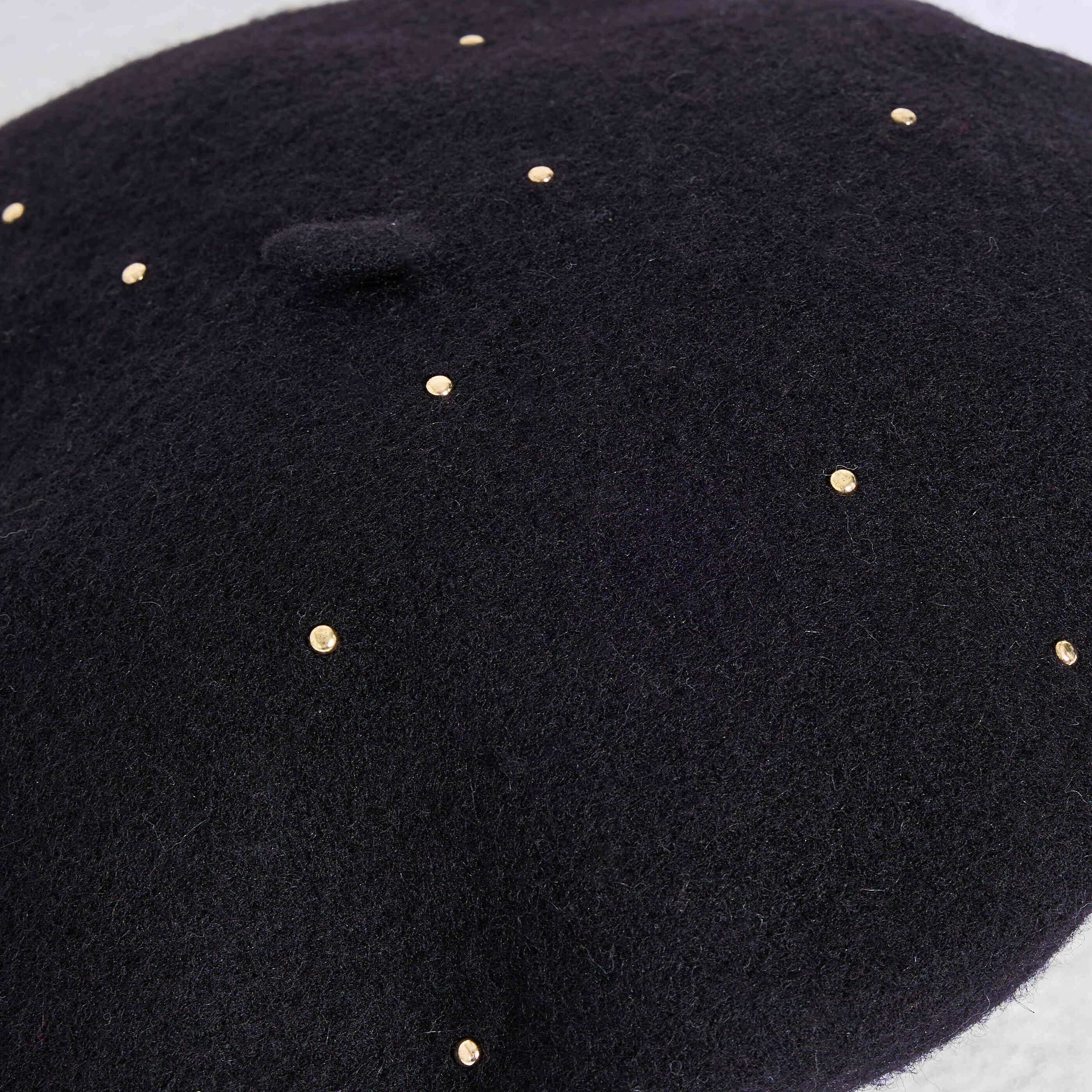 B&eacute;ret &agrave; clous brillant femme
