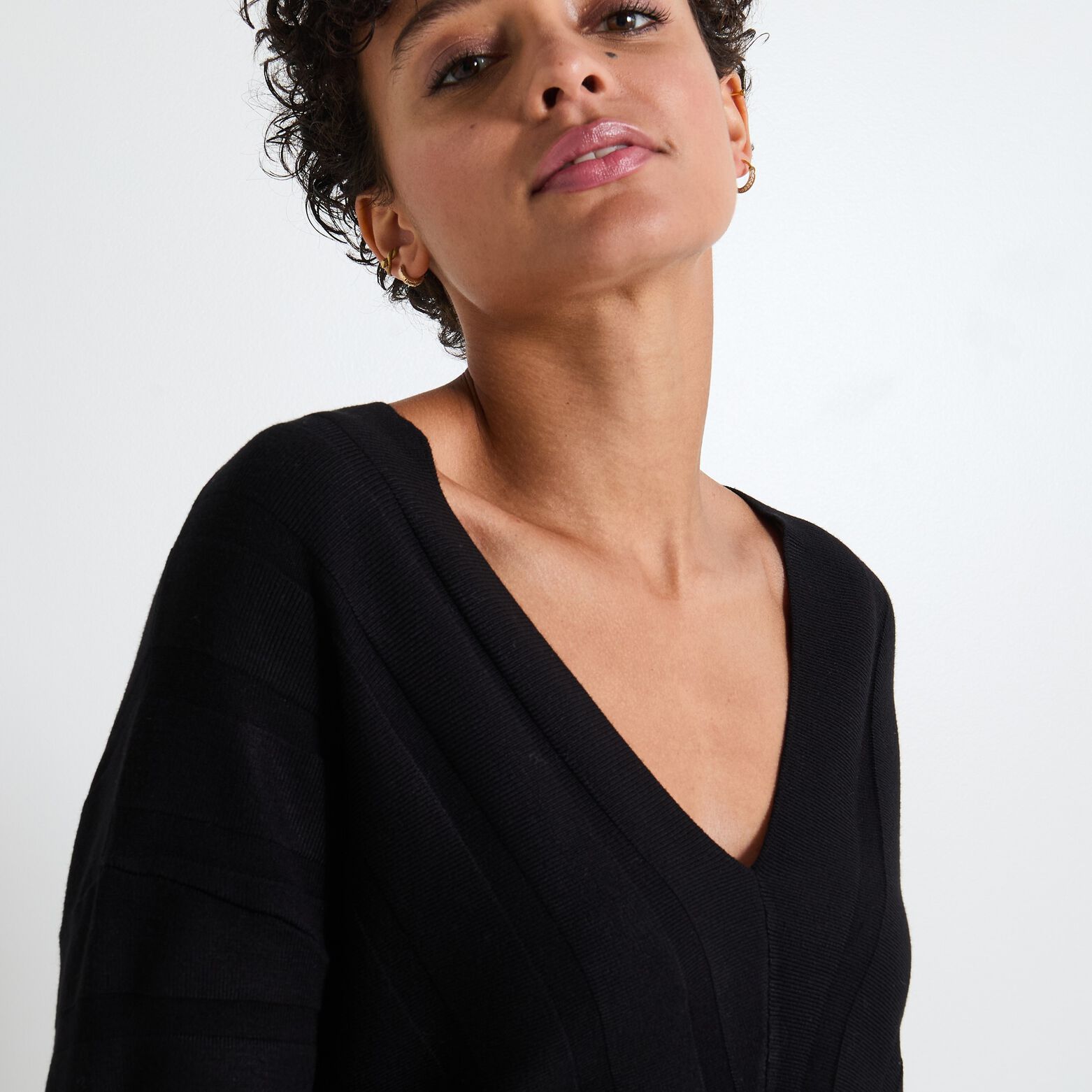 Pull col V femme