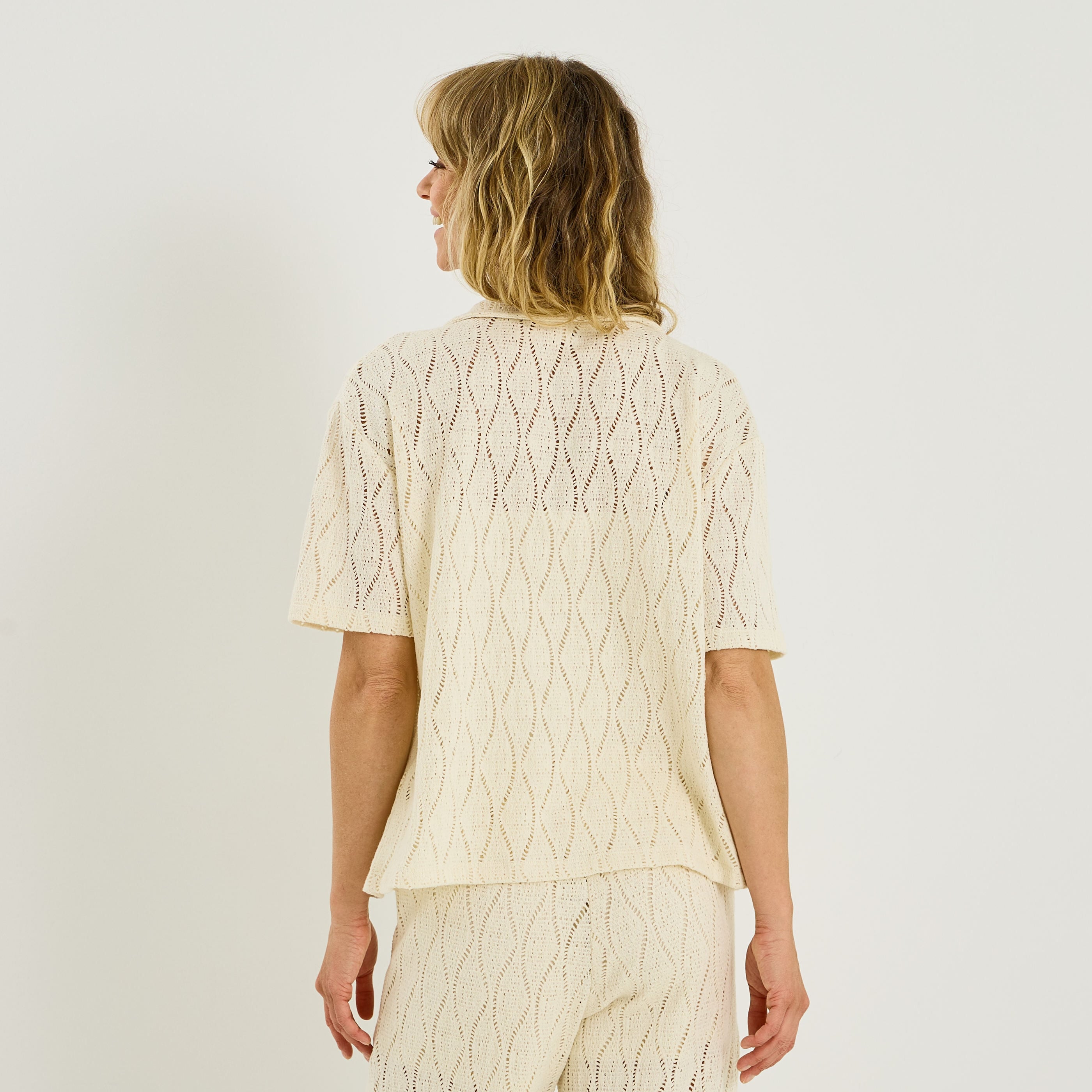 Chemise maille ajour&eacute;e femme