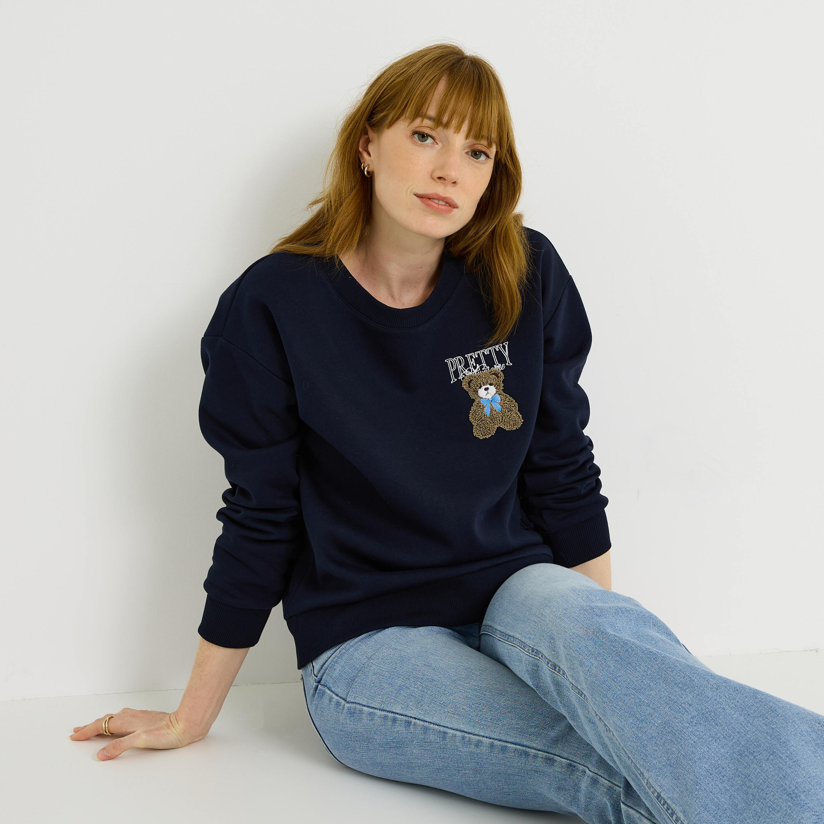 Sweat ours brod&eacute; col rond femme