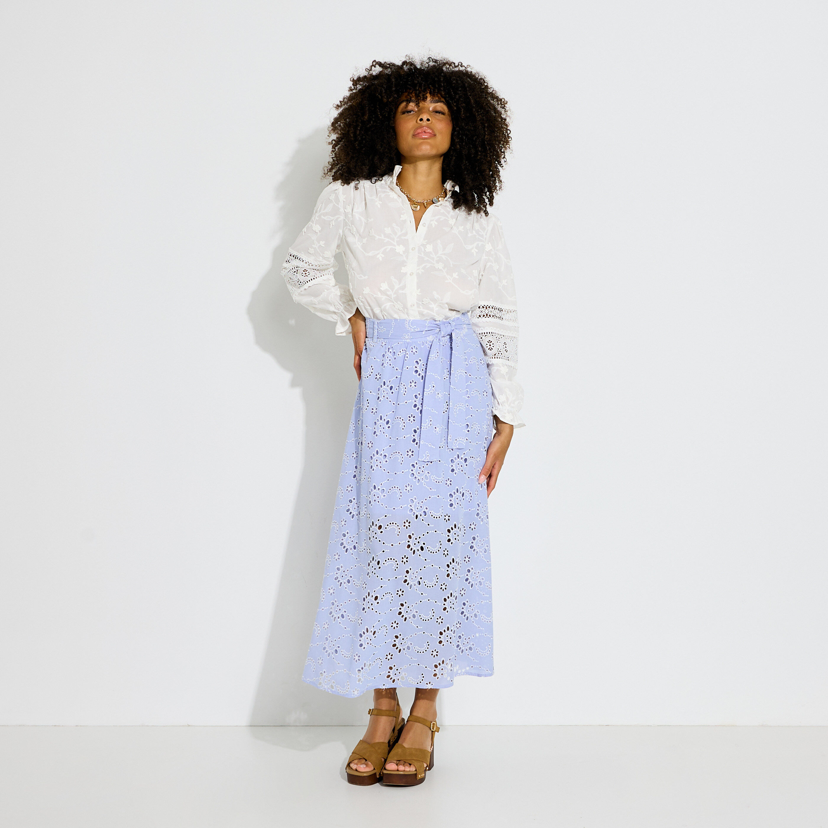 Jupe longue broderie anglaise &agrave; poches