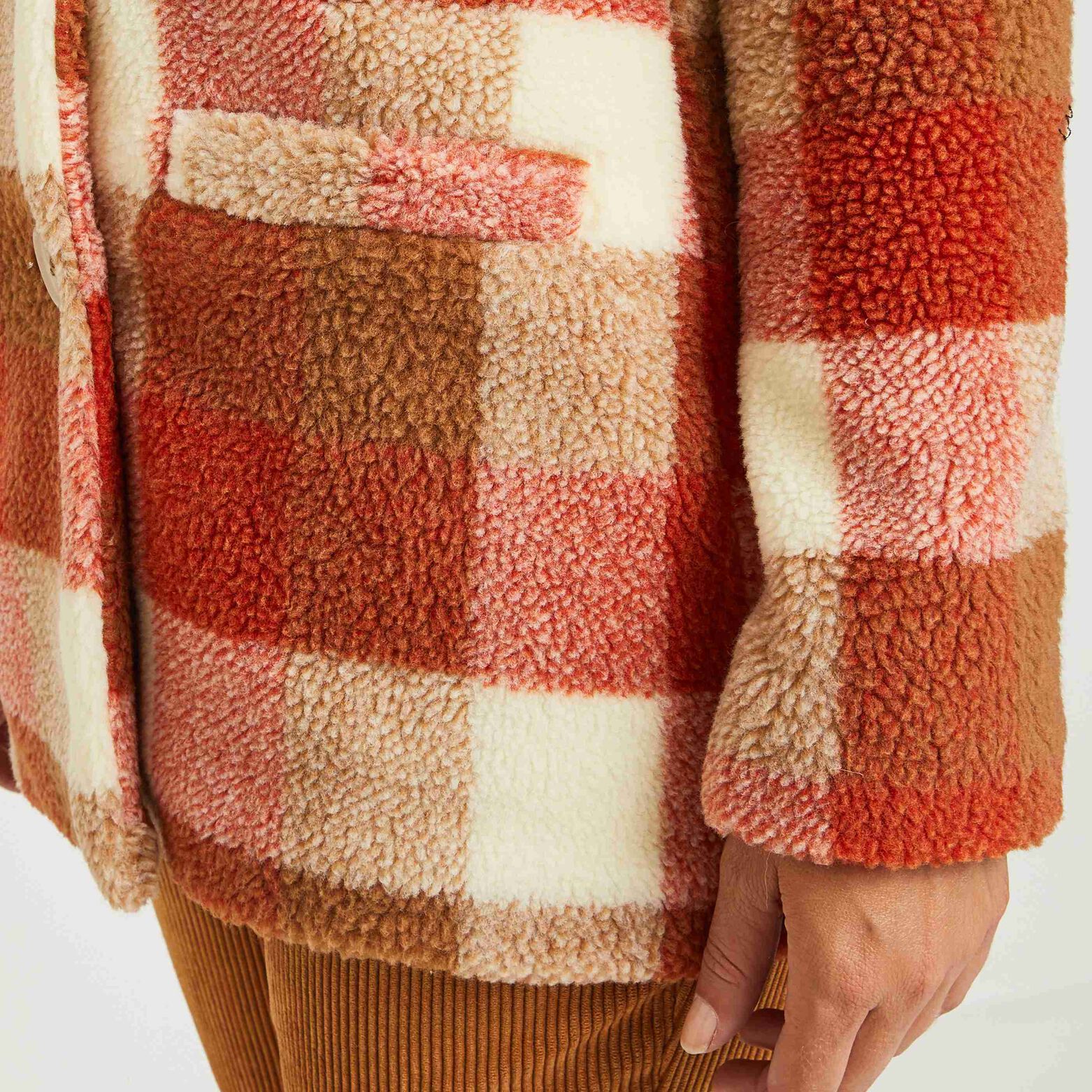 Manteau à carreaux femme
