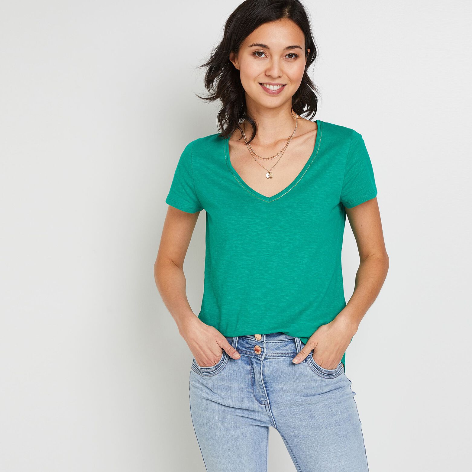 T-shirt manches courtes V femme