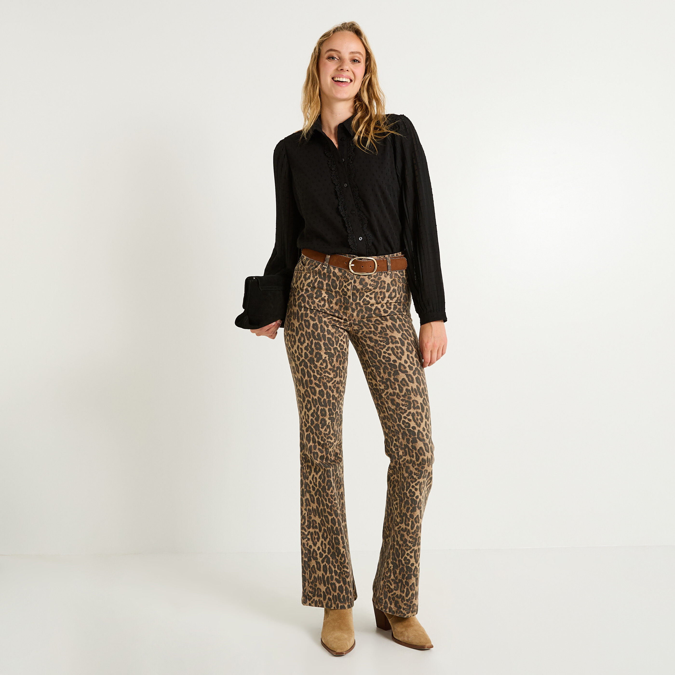 Chemise plumetis manches pliss&eacute;es femme