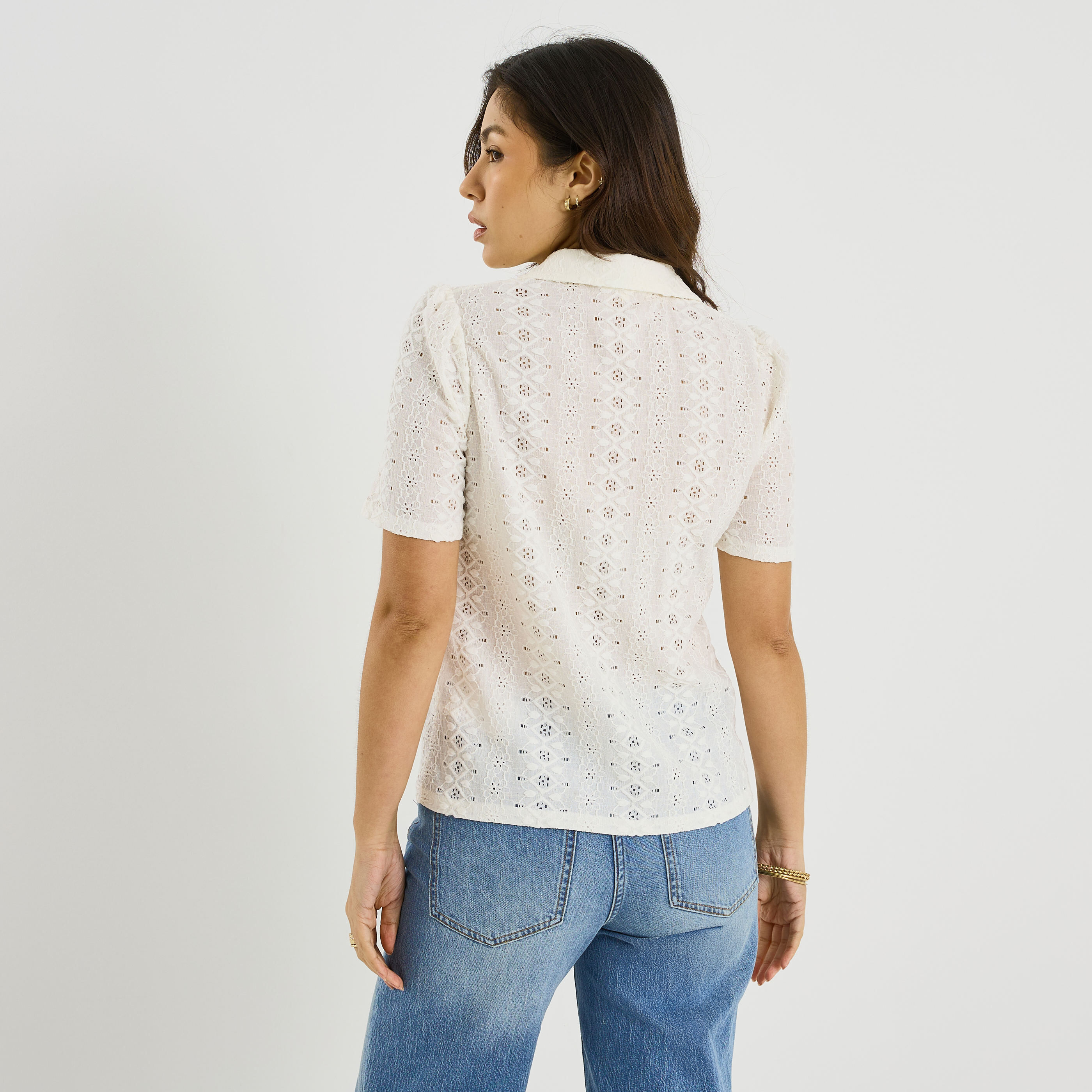 Chemise en maille ajour&eacute;e femme